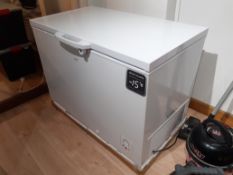 Logik L300CFW20 Chest Freezer