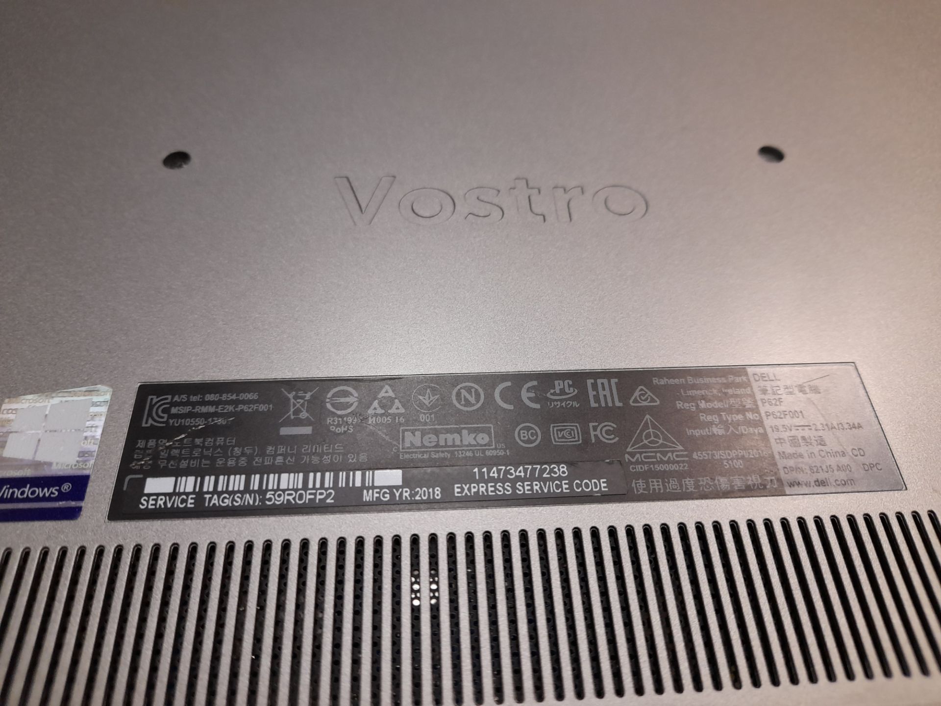 Dell Vostro P62F laptop, with Intel Core i5 7th Gen, Serial Number: 59R0FP2, Year: 2018. Minor - Image 2 of 4