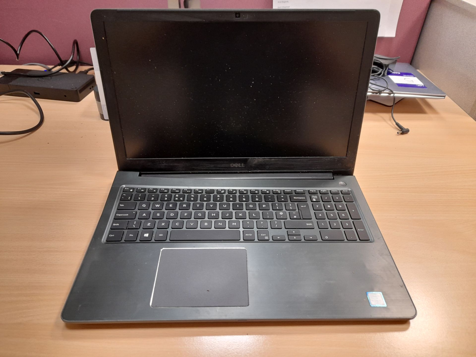 Dell Vostro laptop, with Intel Core i5 7th Gen, Serial Number: JM27142, Year: 2018. Damage to casing - Image 3 of 4