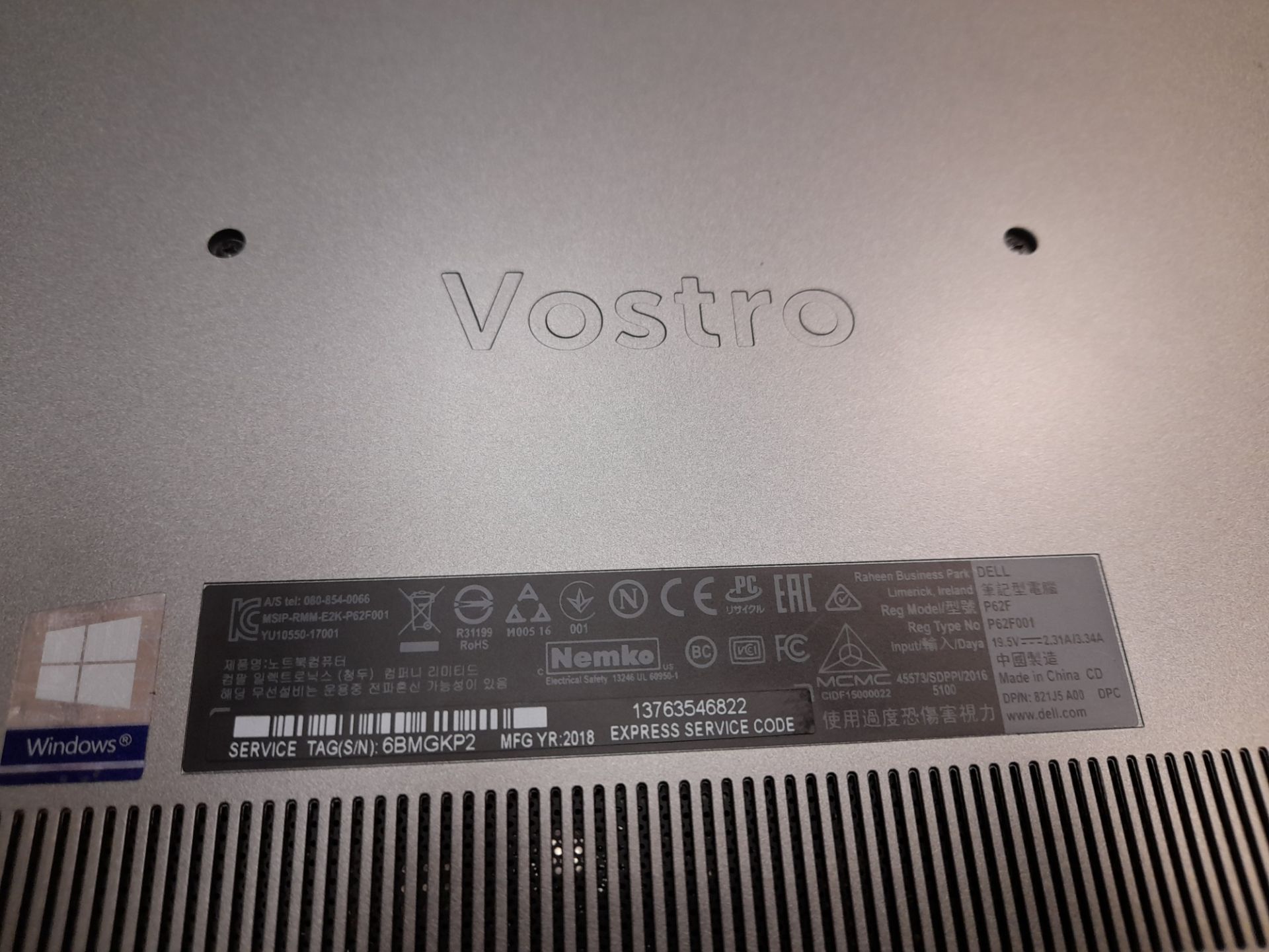 Dell Vostro P62F laptop, with Intel Core i5 7th Gen, Serial Number: 6BMGKP2, Year: 2018 Damage to - Image 2 of 4