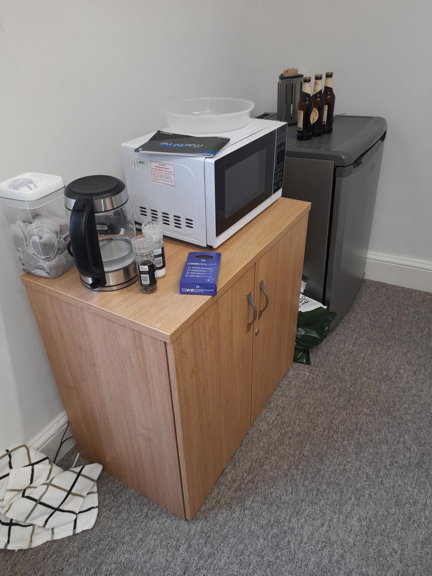 Corner desk, with swivel chair and 2 – small double door cupboards (collection from Chester) - Image 2 of 2