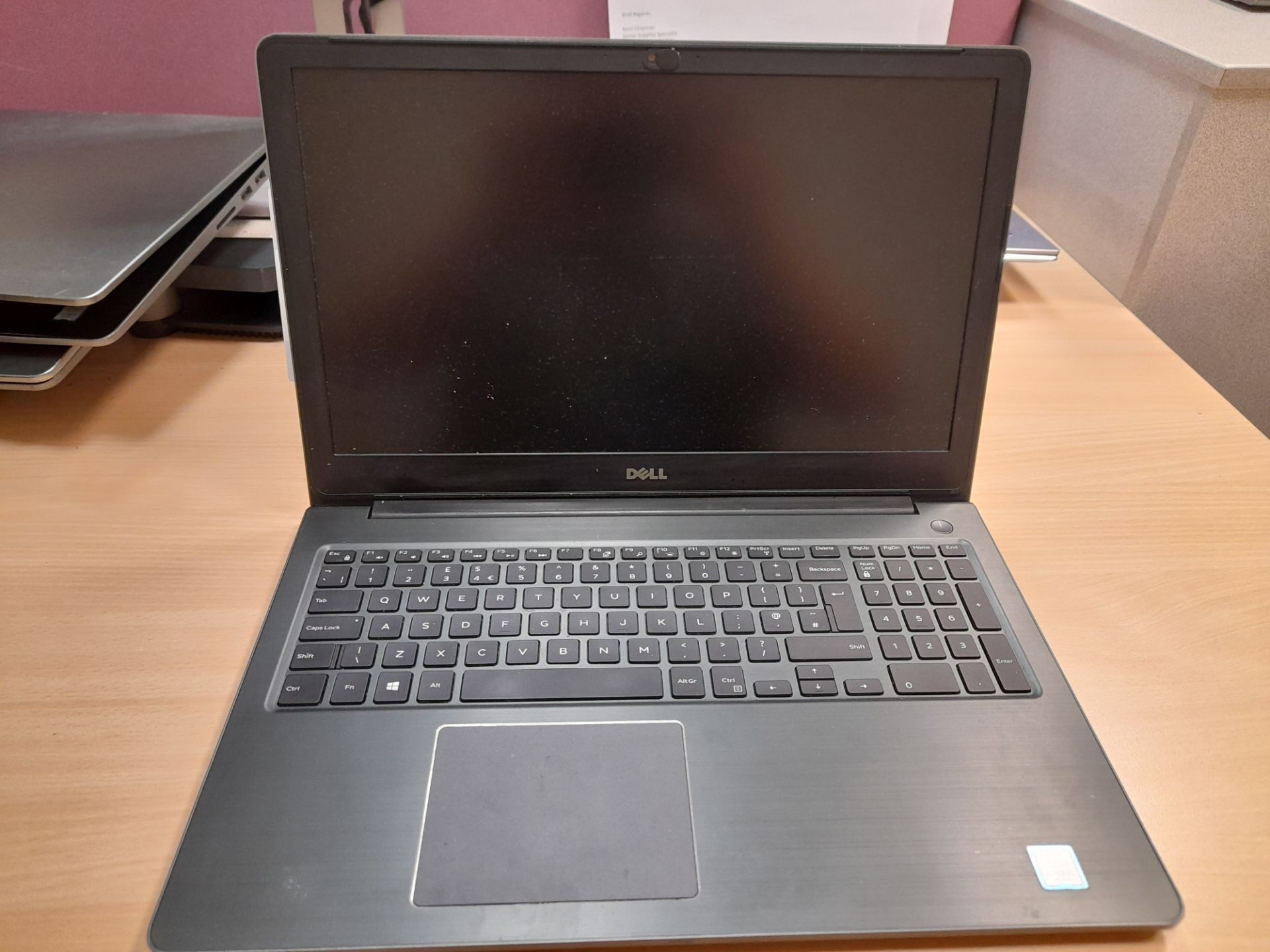 Dell Vostro P62F laptop, with Intel Core i5 7th Gen, Serial Number: 8XK24H2, Year: 2017 - Image 3 of 3