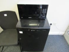 Russell Hobbs Undercounter Fridge and Samsung Microwave – (Located in York)
