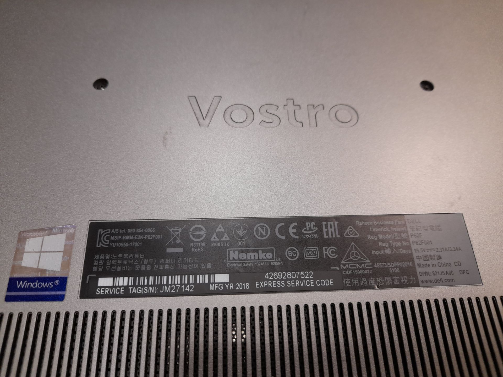 Dell Vostro laptop, with Intel Core i5 7th Gen, Serial Number: JM27142, Year: 2018. Damage to casing - Image 2 of 4