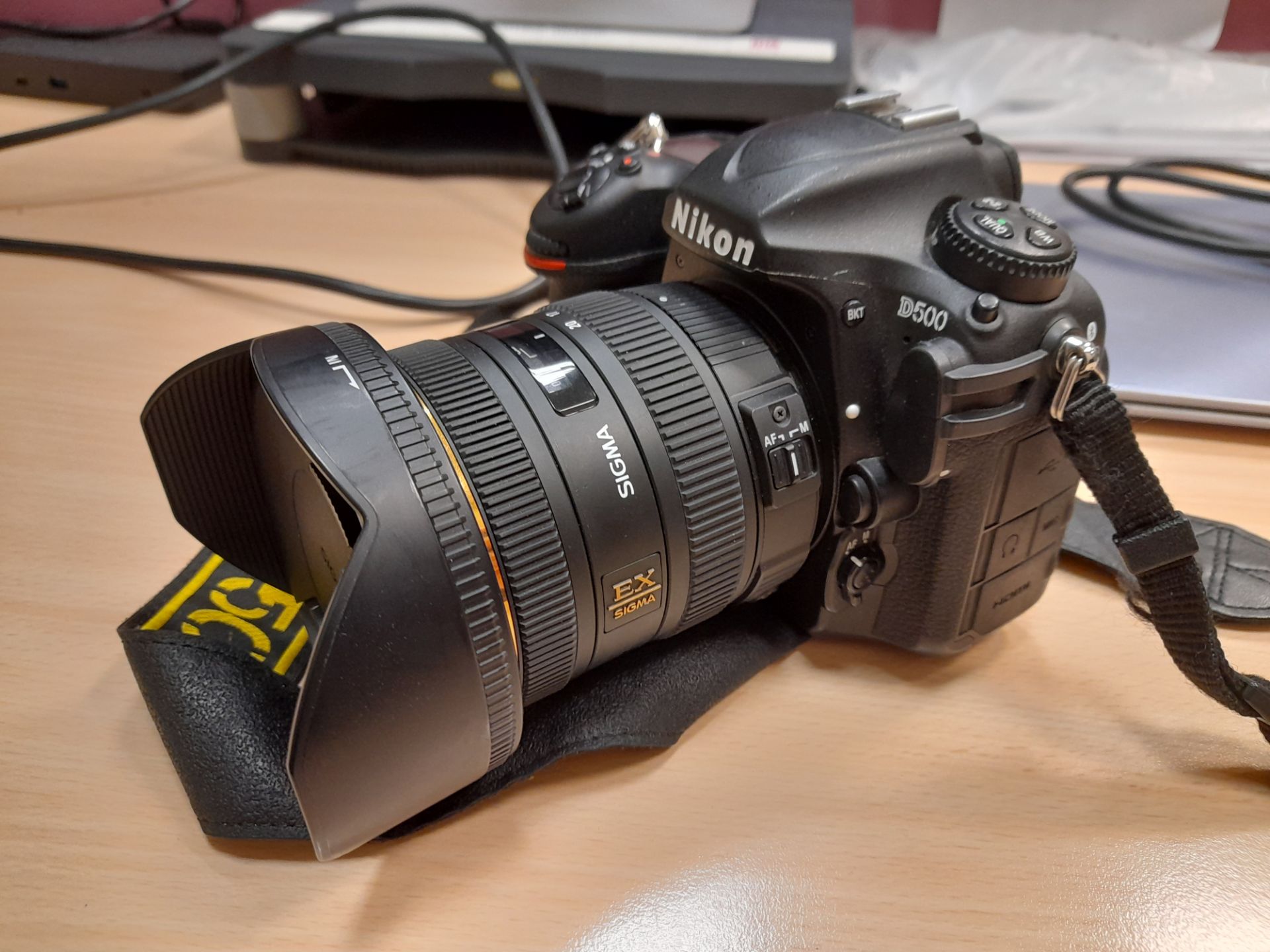 Nikon D500 Digital SLR Camera, with Sigma 10-20mm 1:3.5 DC HSM lens, and Nikon MH-25 Battery - Image 2 of 5