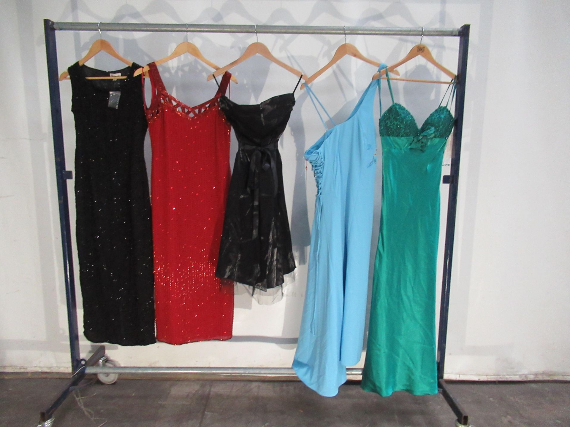 21x assorted designer bridesmaid/prom gowns in sizes 10 & 12 - Image 5 of 5