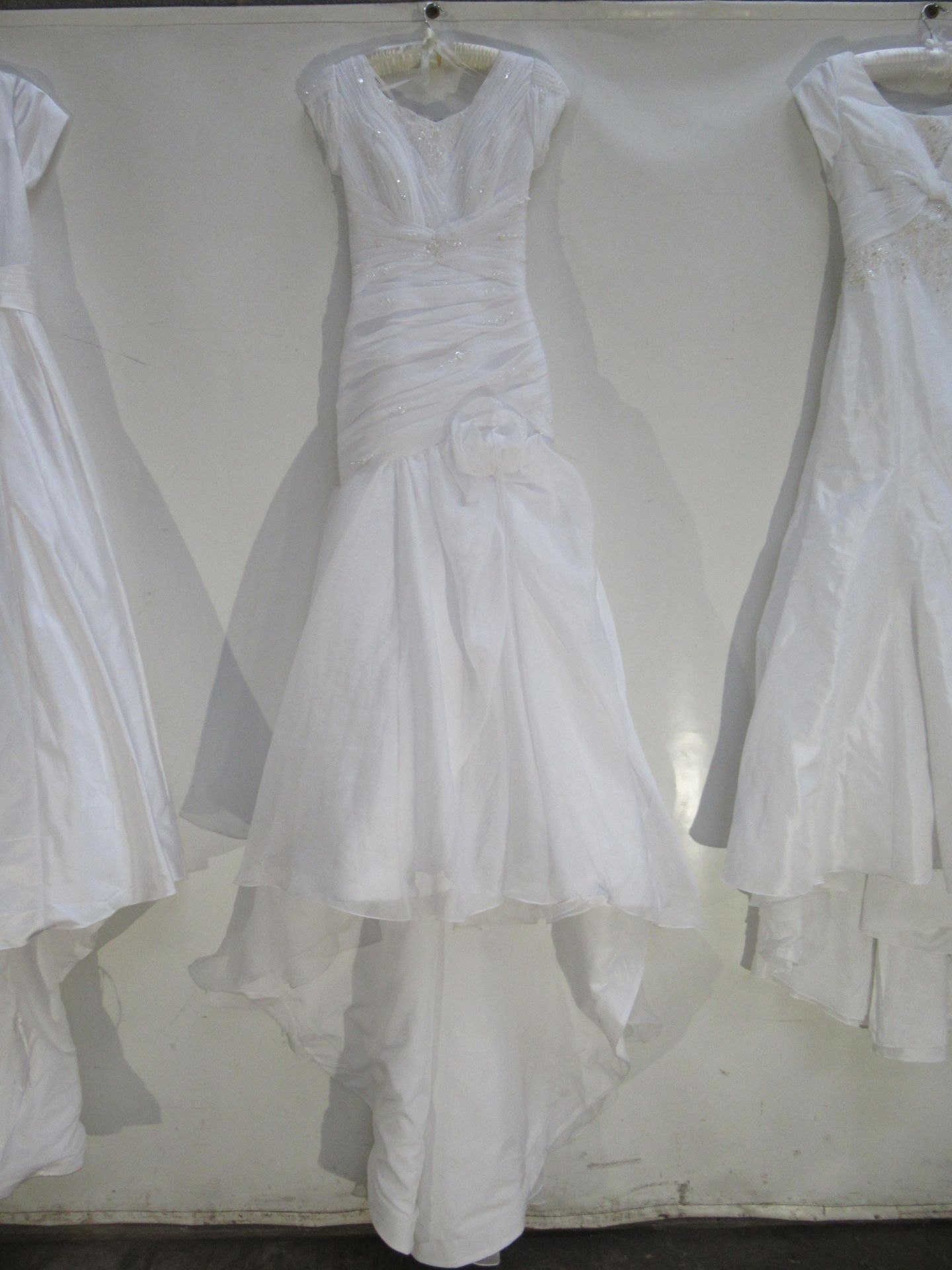 4x wedding dresses - Image 4 of 5