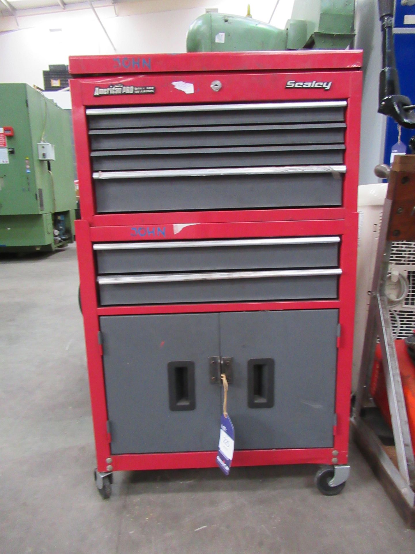 A Sealey American pro ball bearing toolbox