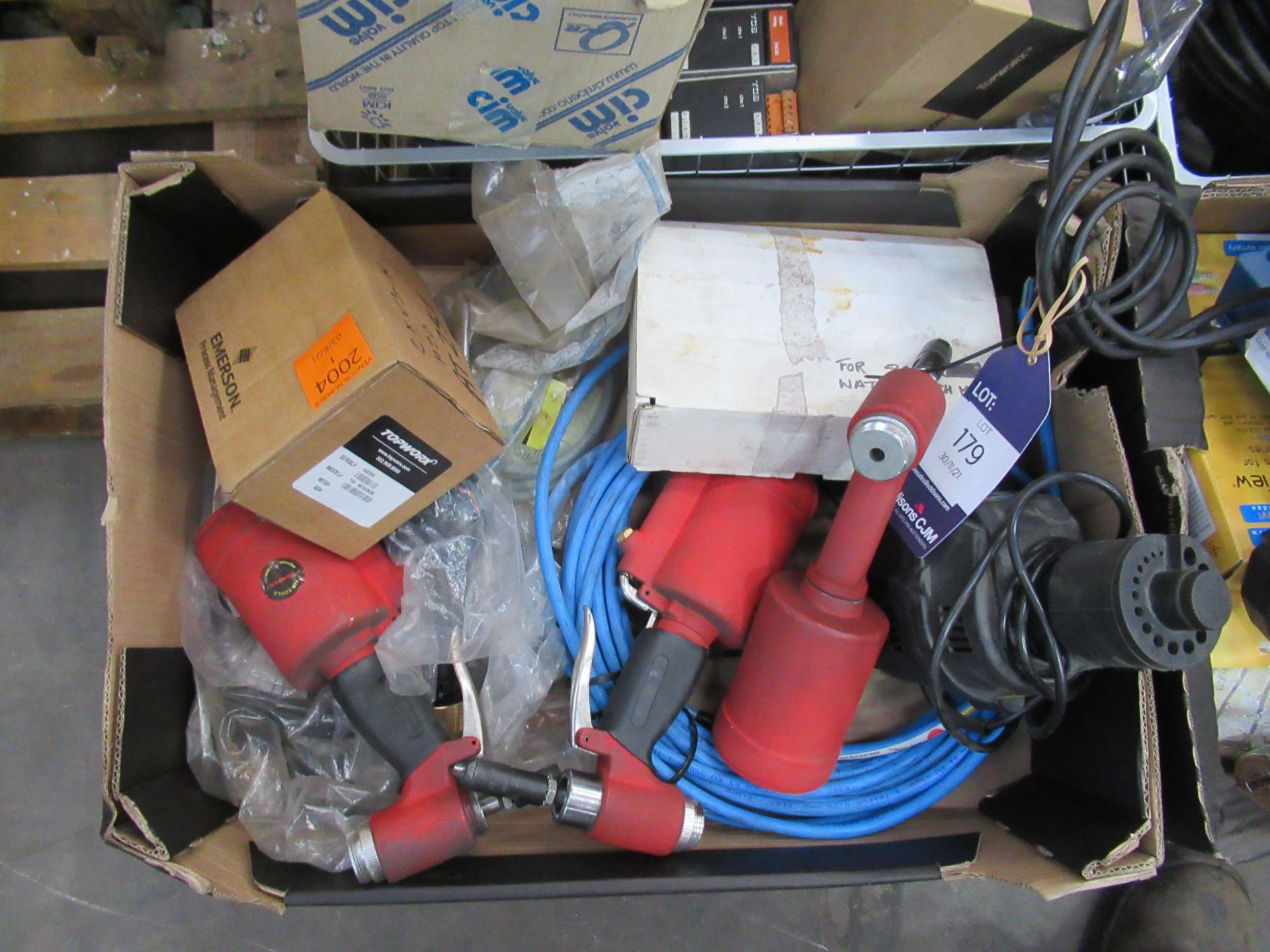 A Pallet of Various Electrical Items - Image 2 of 8