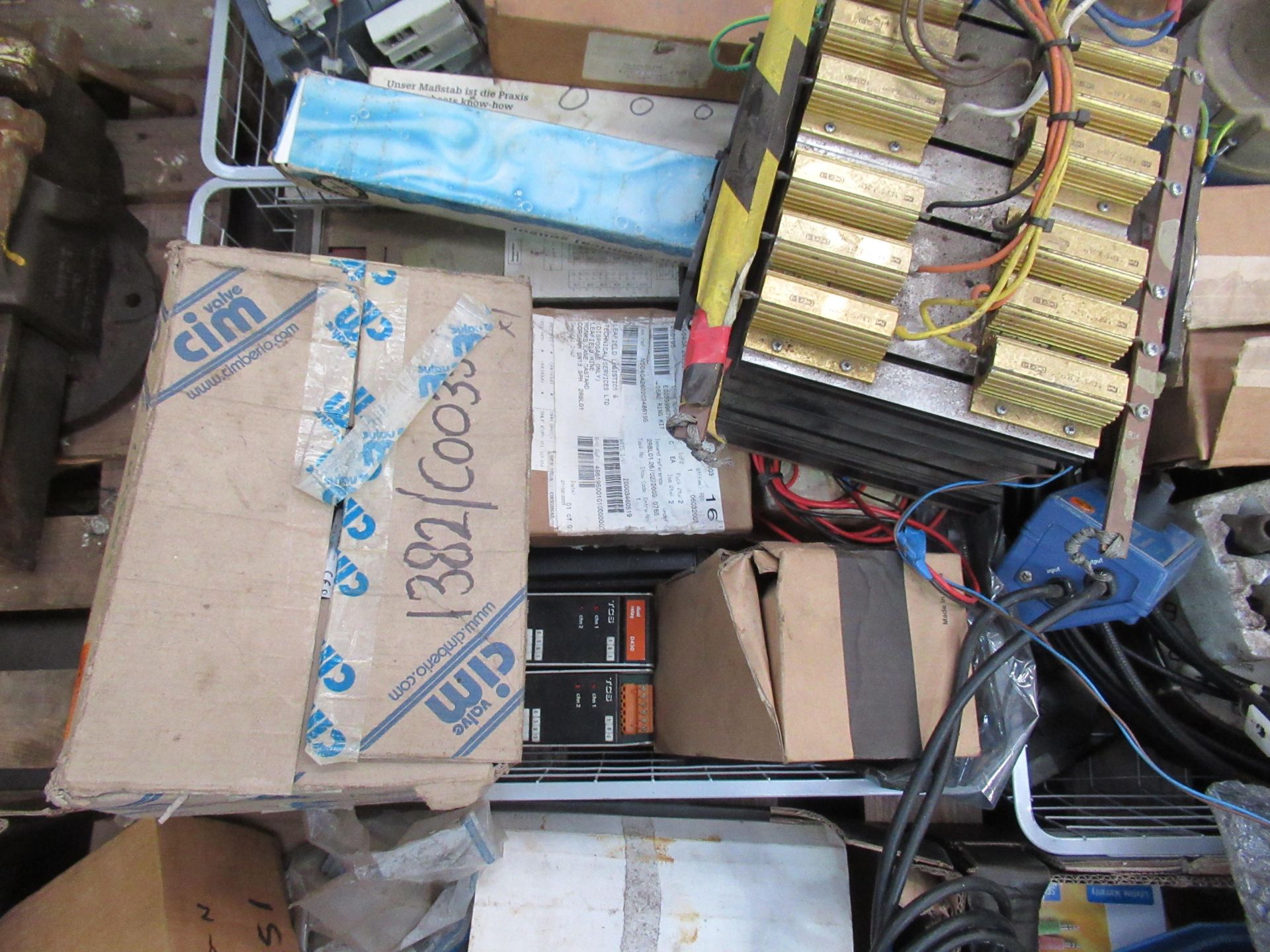 A Pallet of Various Electrical Items - Image 3 of 8
