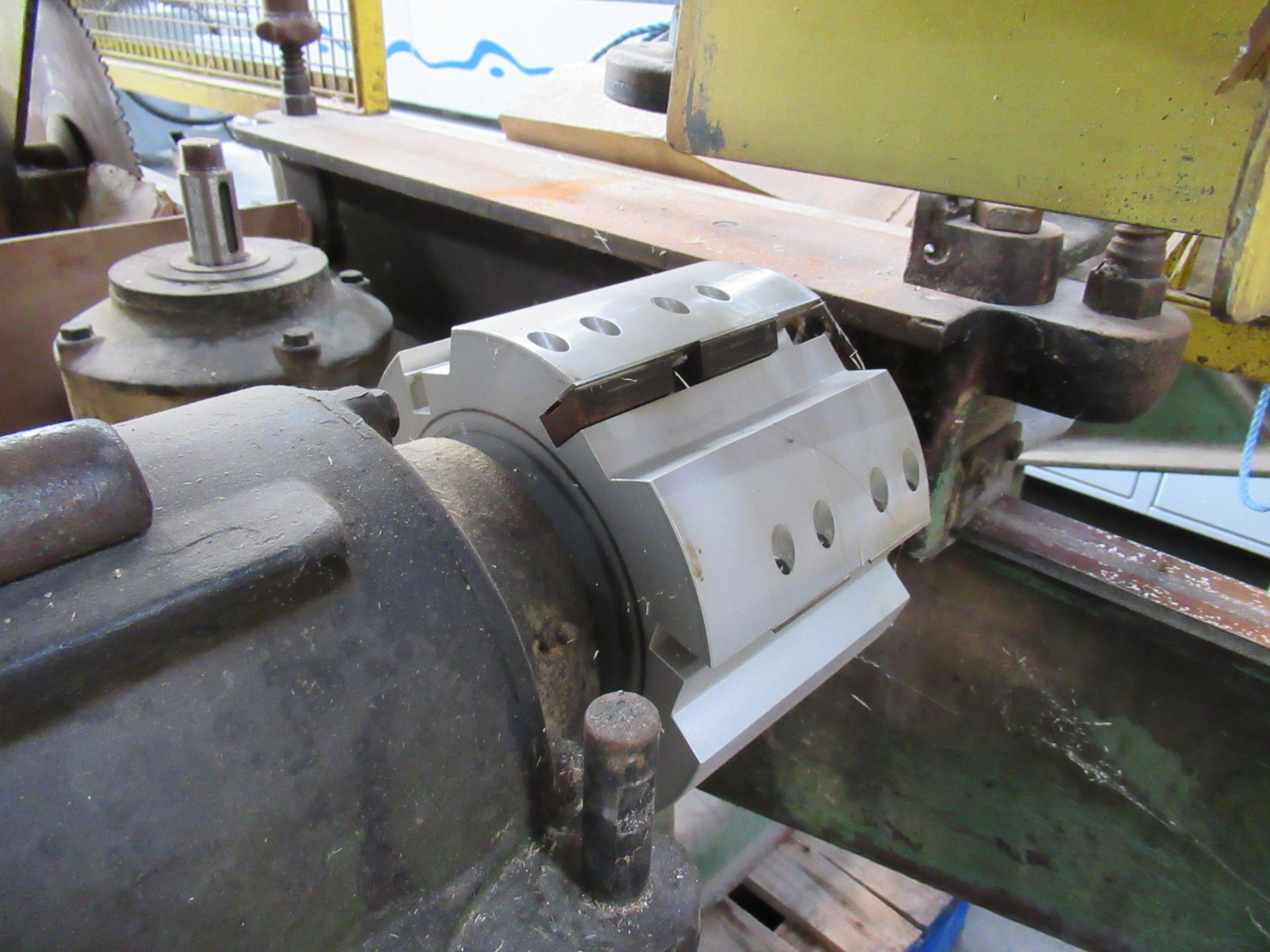 Wadkin EKA1101 five head tenoner 400v 50Hz - Image 5 of 9