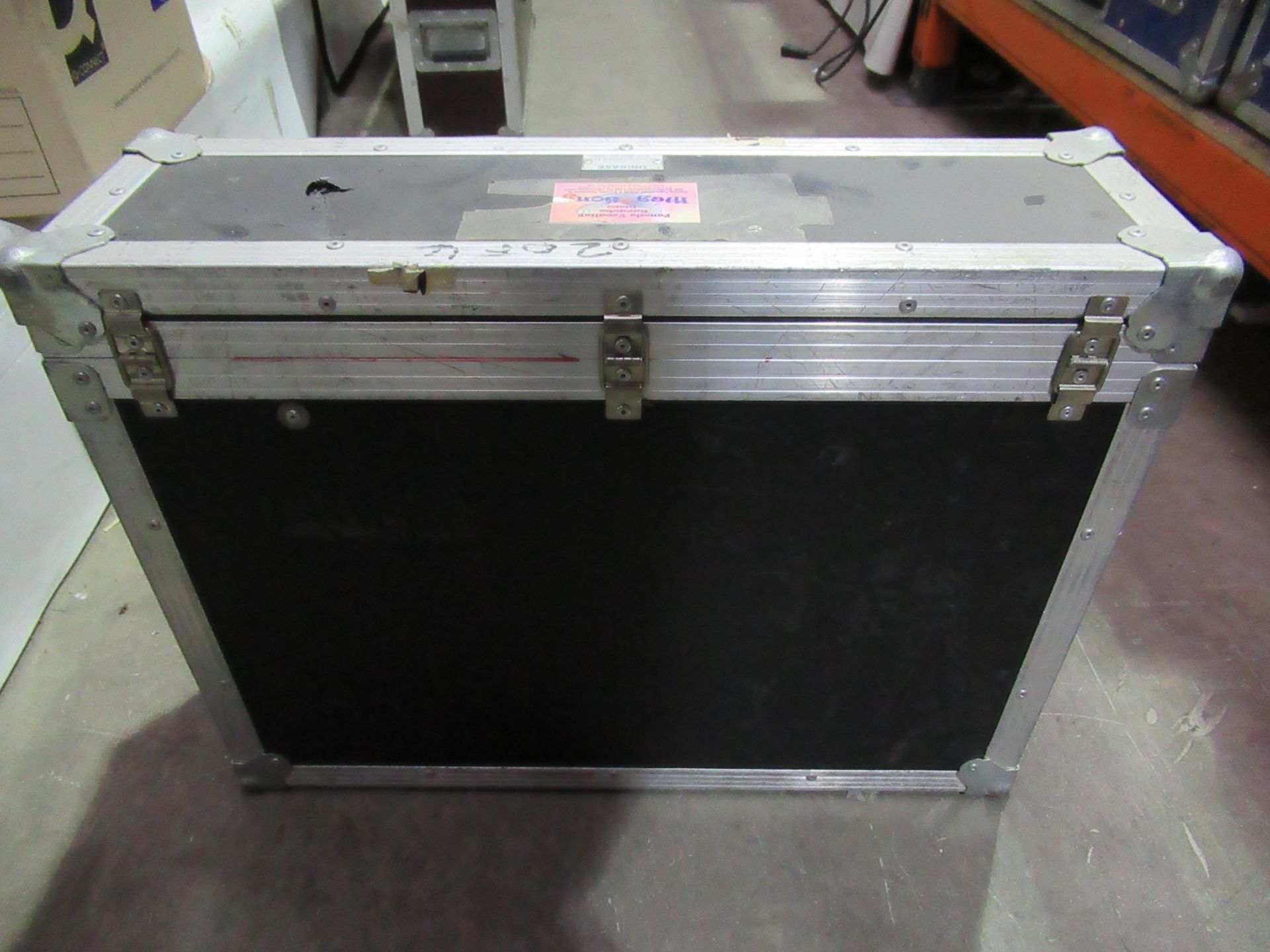 2 x Showtech Orion Lighting Effects in Flight Cases - Image 6 of 6
