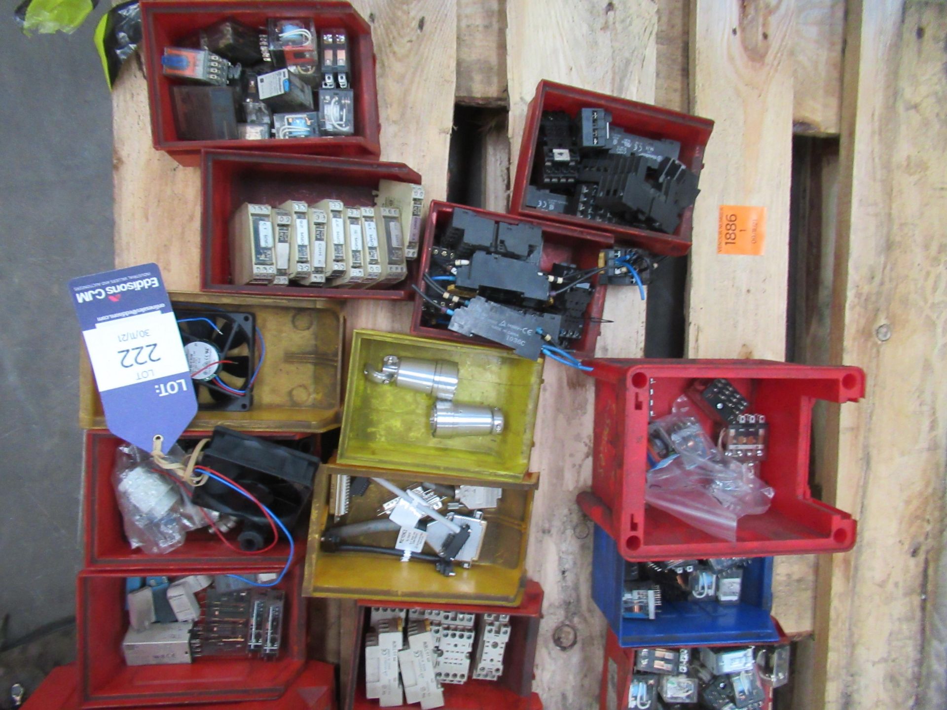 A Pallet of Various Electrical Items Switches etc - Image 2 of 3