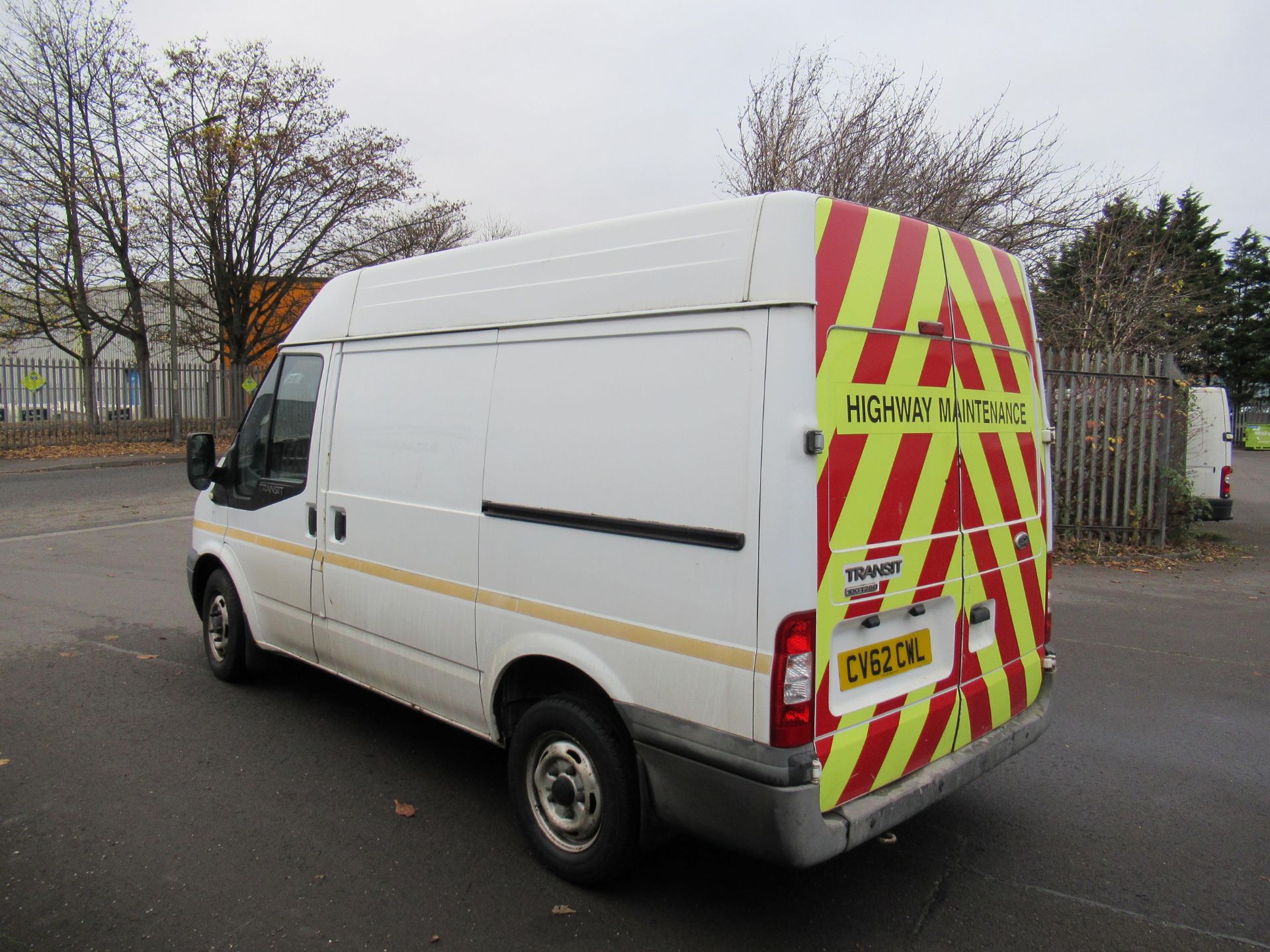 2012 Ford Transit 100 T280 FWD 2198cc Panel Van - Image 5 of 37