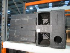 Pair of HZSB600 Sub Speakers