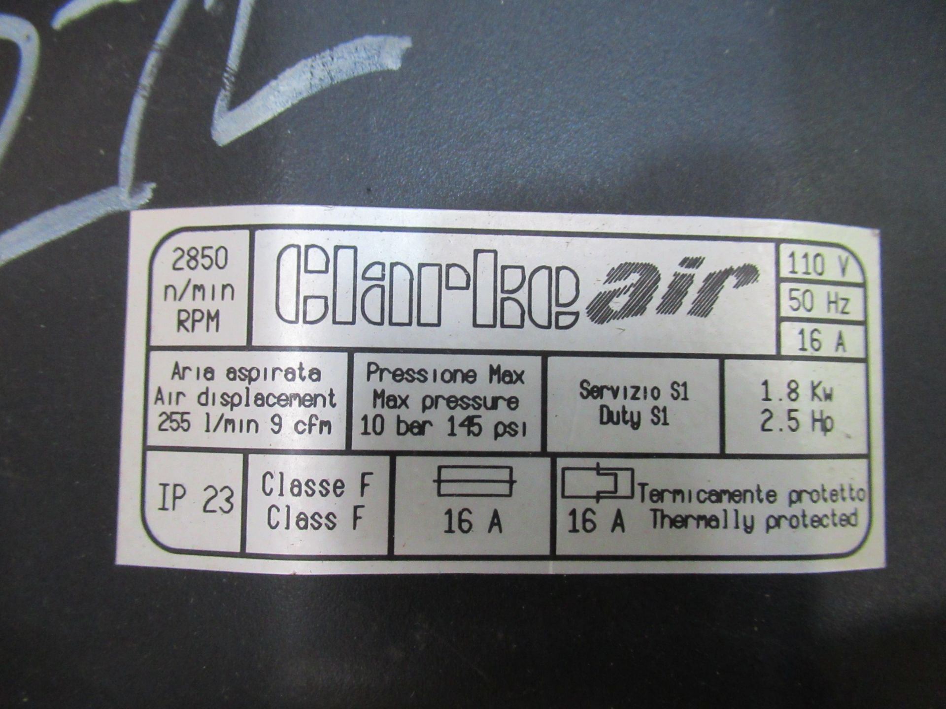 A Clarke Rebel Air Compressor - Bild 4 aus 4