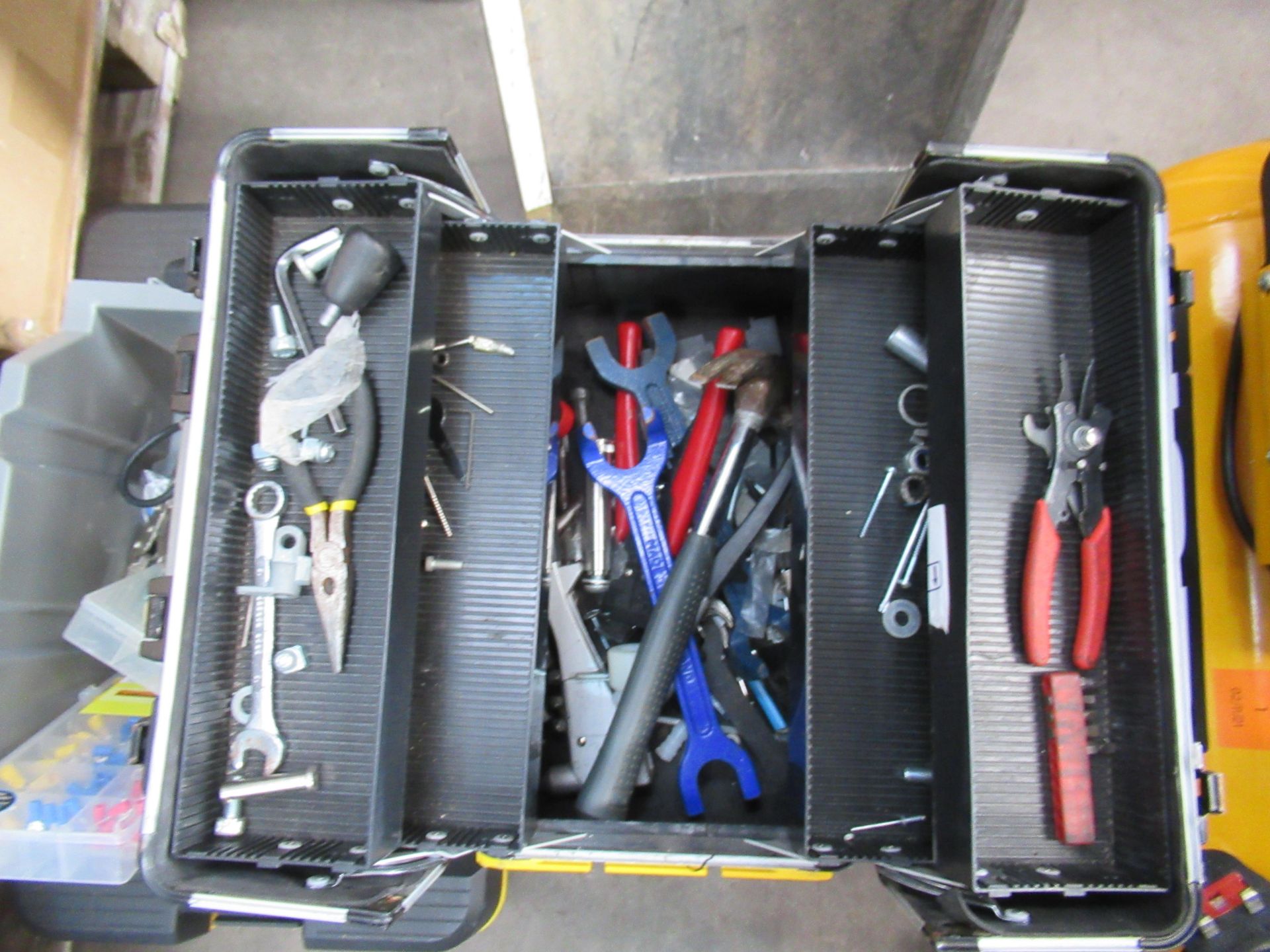 A selection of tool boxes and contents and a set of wheel chair ramps (in need of repair) - Image 3 of 6