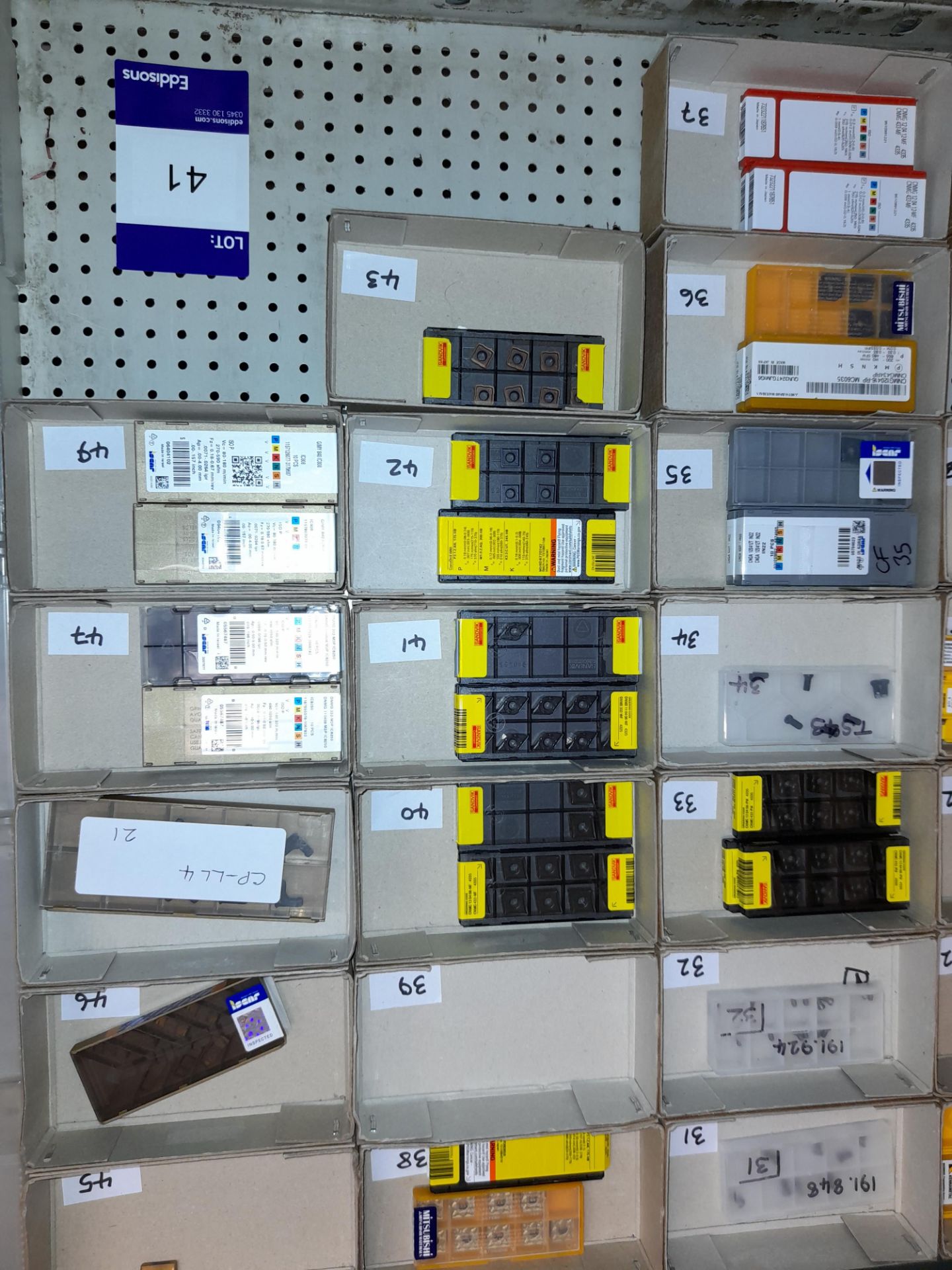 Quantity of various CNC inserts, cutters etc., as lotted to tray (Tray & drawer not included) (Note: - Image 3 of 3