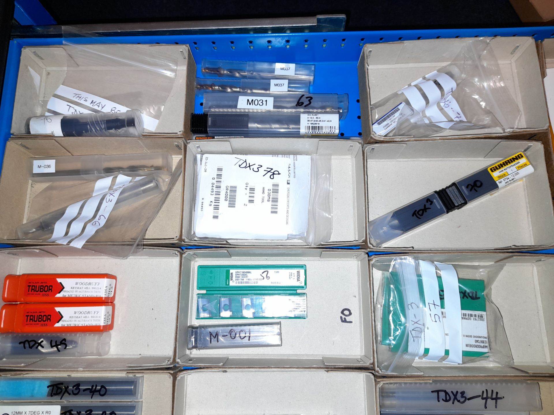 Quantity of various CNC inserts, drills and reamers etc., as lotted to tray (Tray & drawer unit - Image 4 of 5