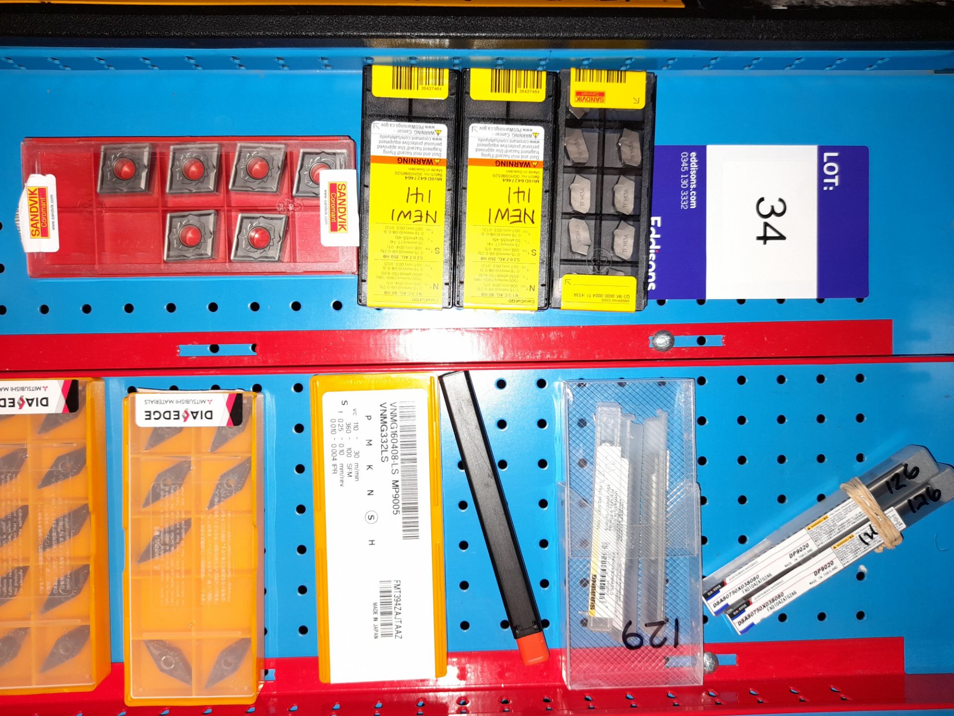 Quantity of various CNC drills, inserts, and tips etc., as lotted to tray (Tray & drawer unit not - Image 4 of 5