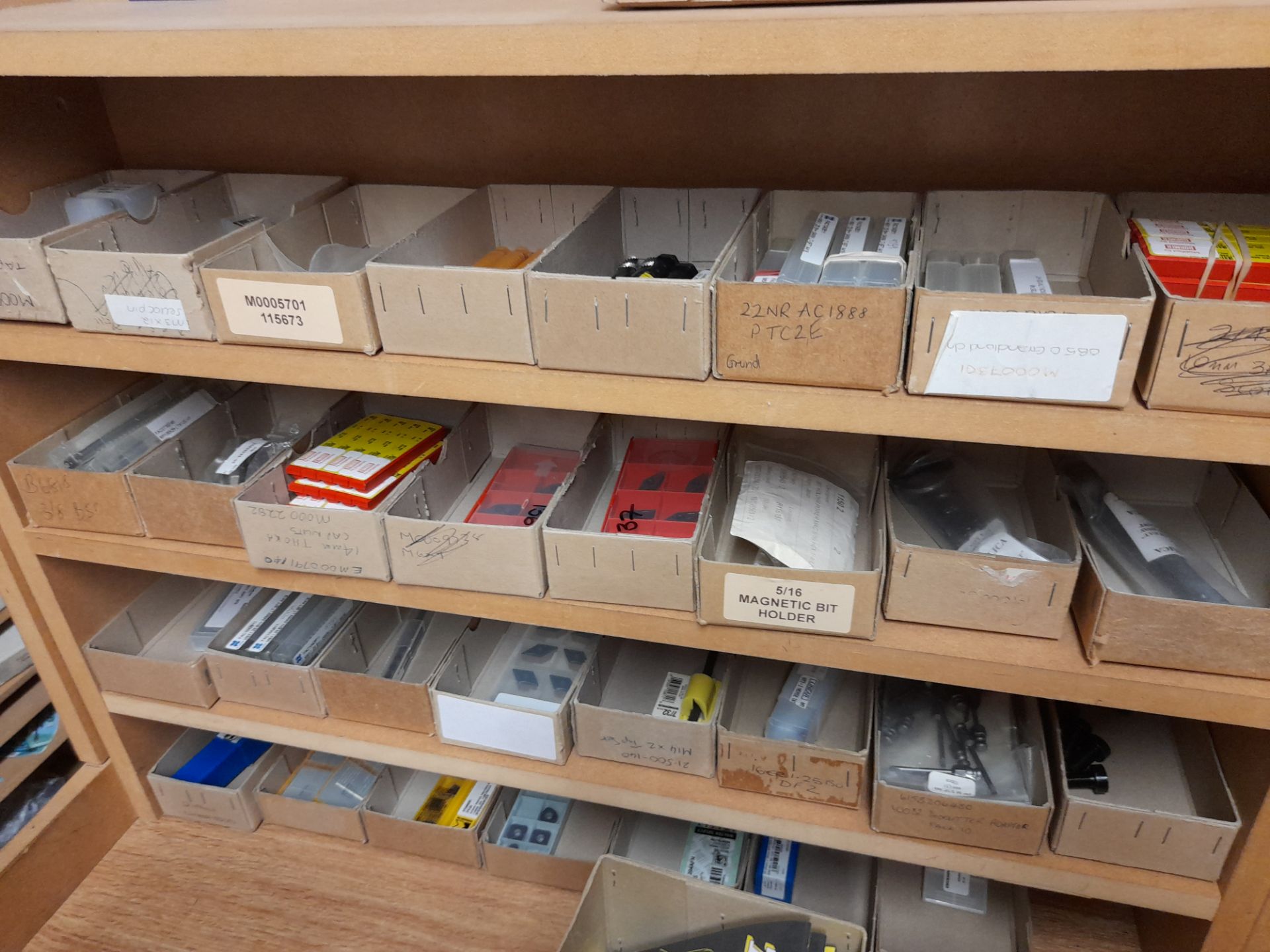 Quantity of various inserts, cutters, machine tools etc., to two bays, Location A19 (Shelving not - Image 4 of 5