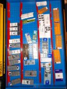 Quantity of various CNC inserts, cutting tips etc., as lotted to tray (Tray & drawer unit not