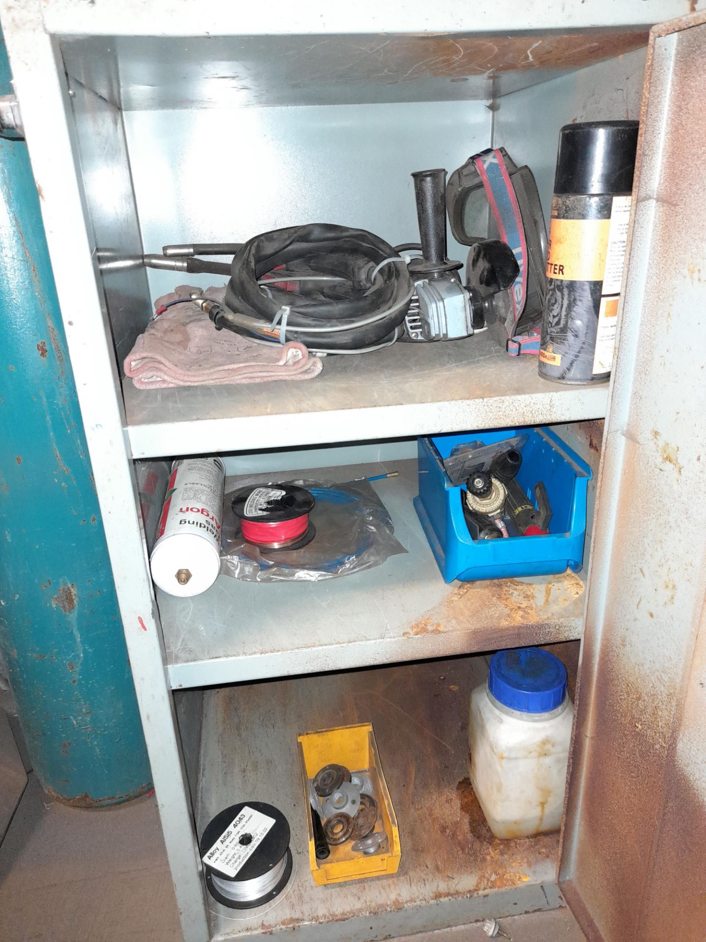 Welders fabricated workbench, 1100mm x 1100mm, with fabricated single door metal cupboard - Image 5 of 5