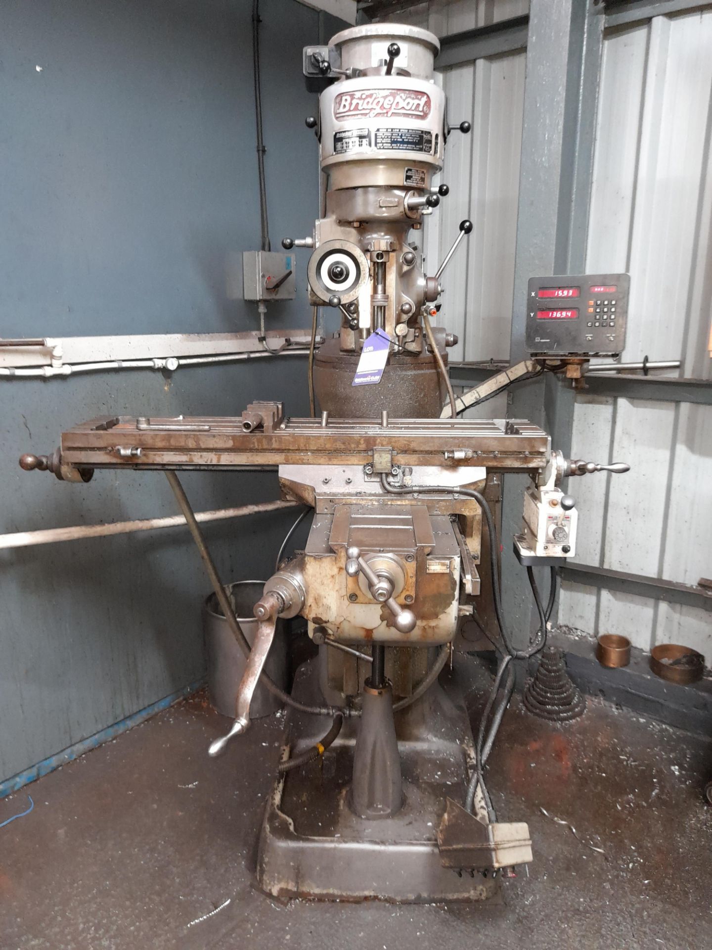 Bridgeport Textron vertical milling machine, s/n JB39772, with Heidenhain digital read out