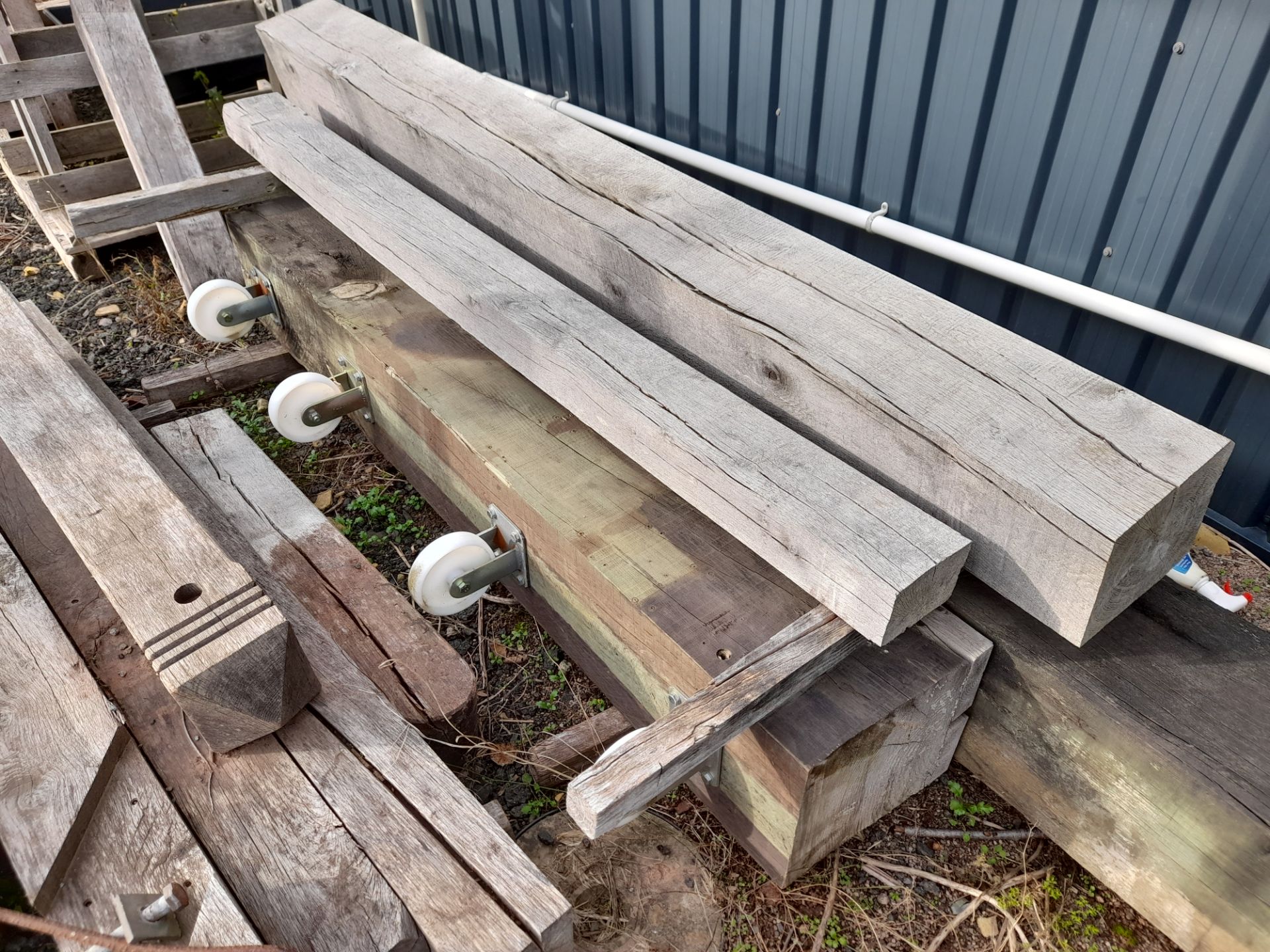 Assortment of miscellaneous timber - Image 2 of 5