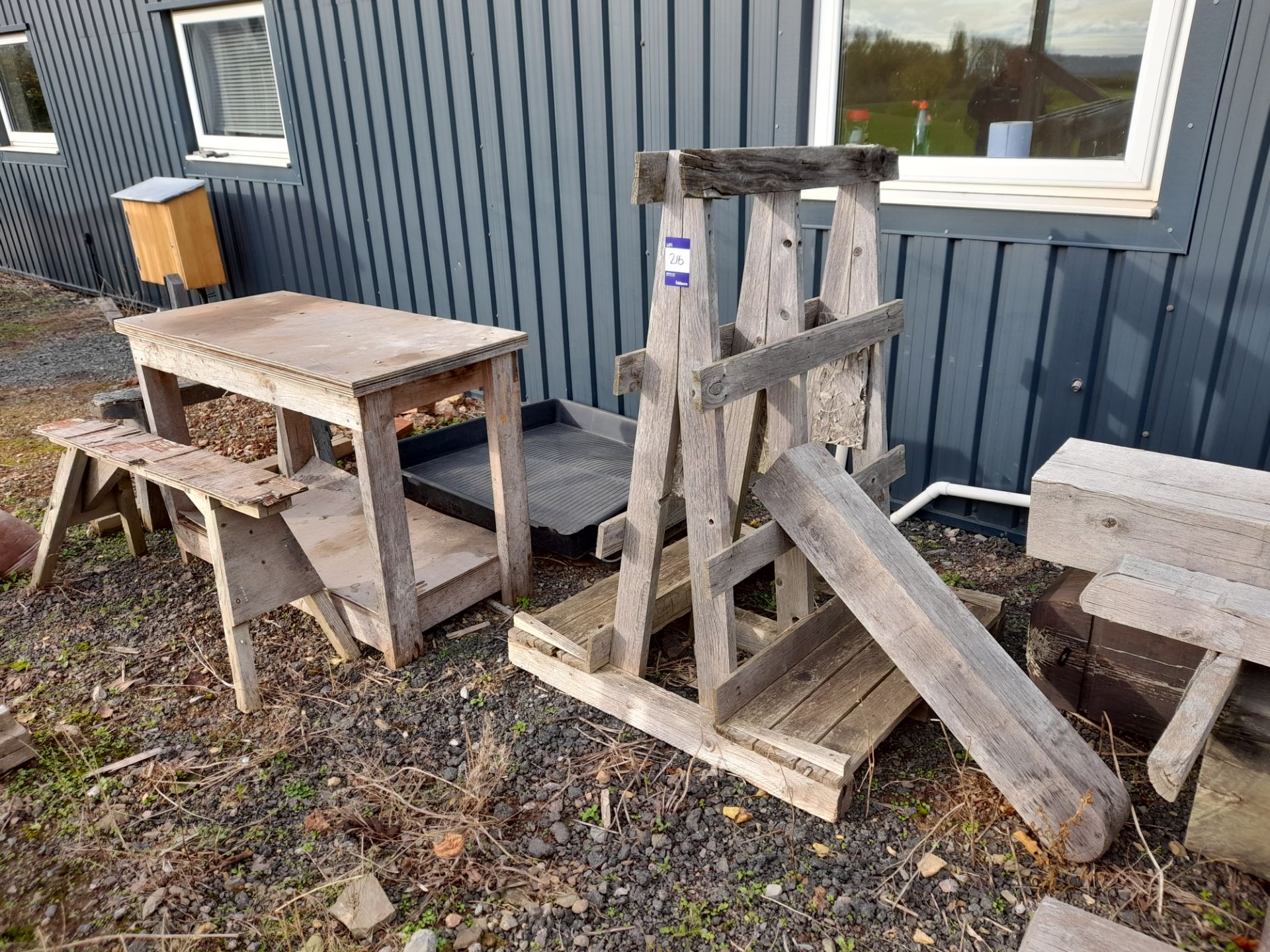 Assortment of miscellaneous timber - Image 3 of 5