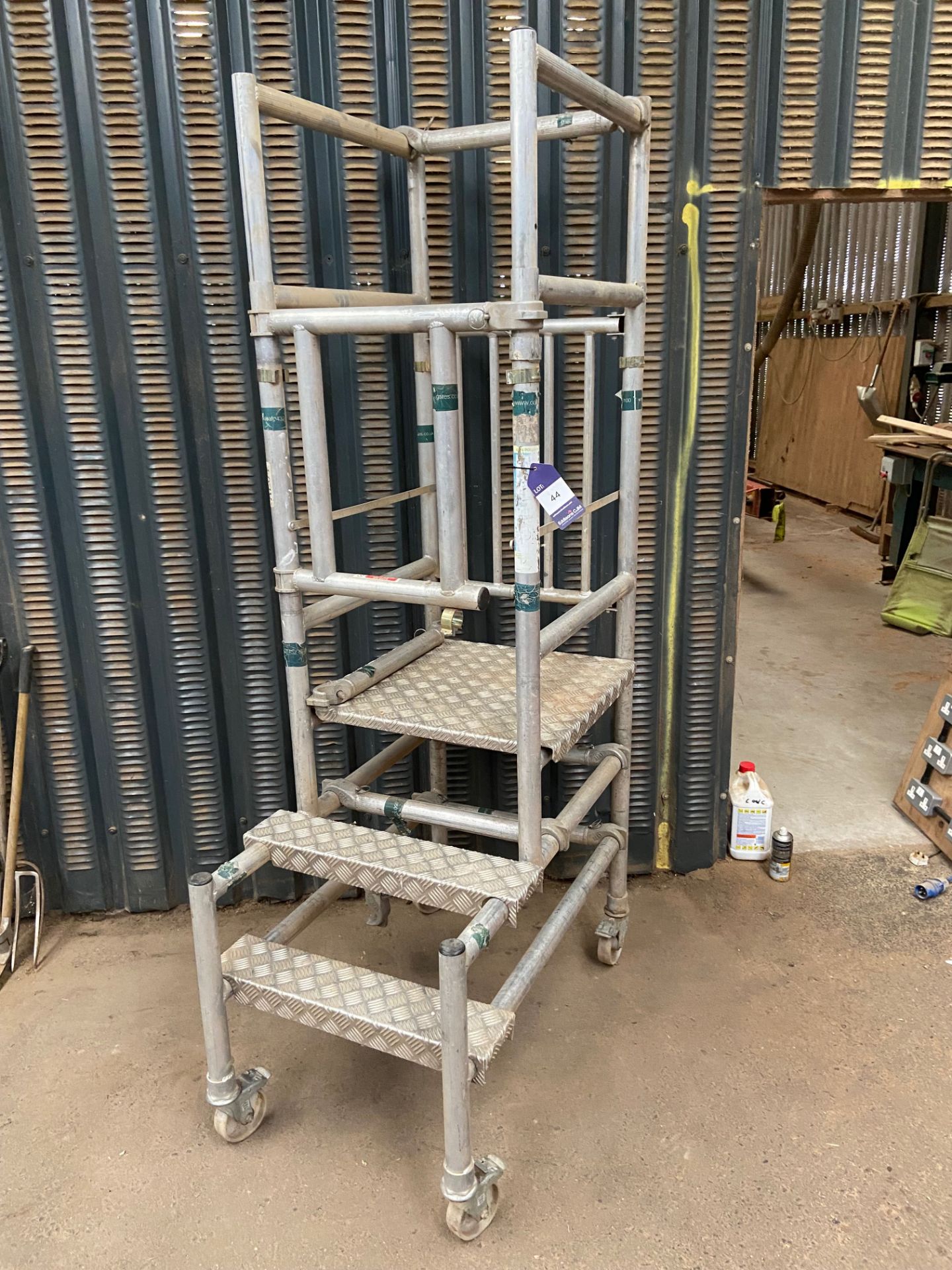 Aluminium scaffold platform - Image 2 of 2