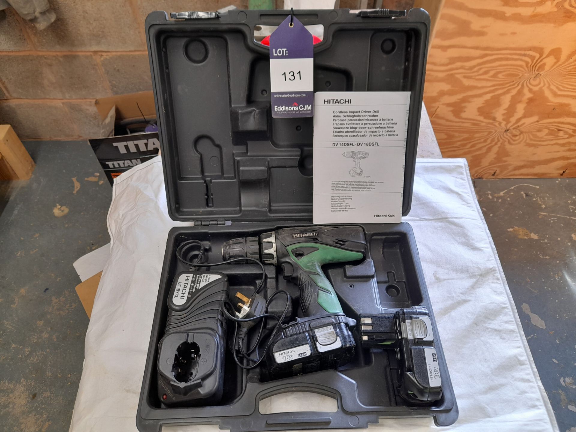 Hitachi DV18DCL2 Cordless drill, with 2 x batteries and charger