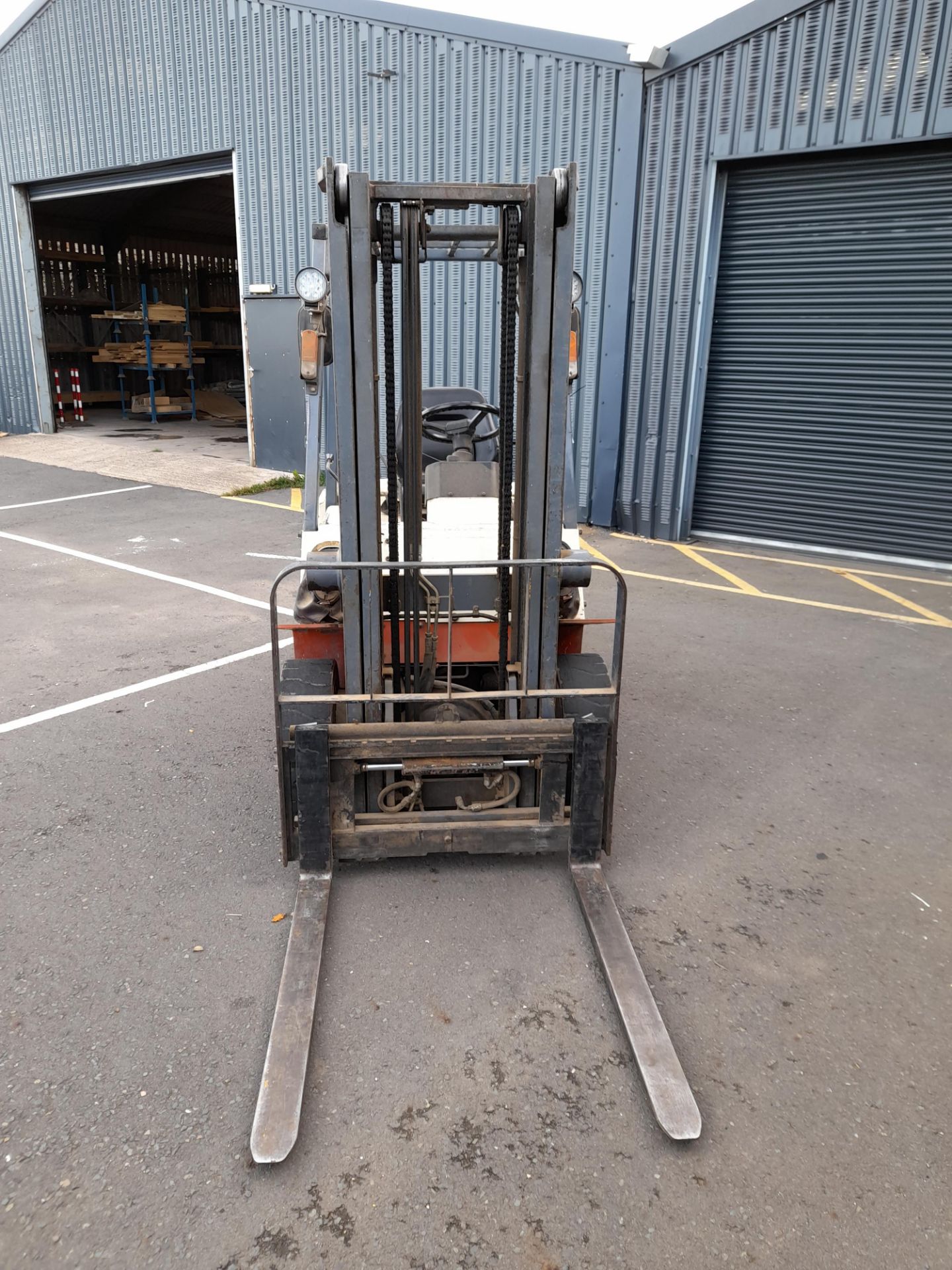 Nissan 25 FJ02A5U single mast diesel forklift truck, 8282 hours. Delayed collection until final - Image 3 of 15