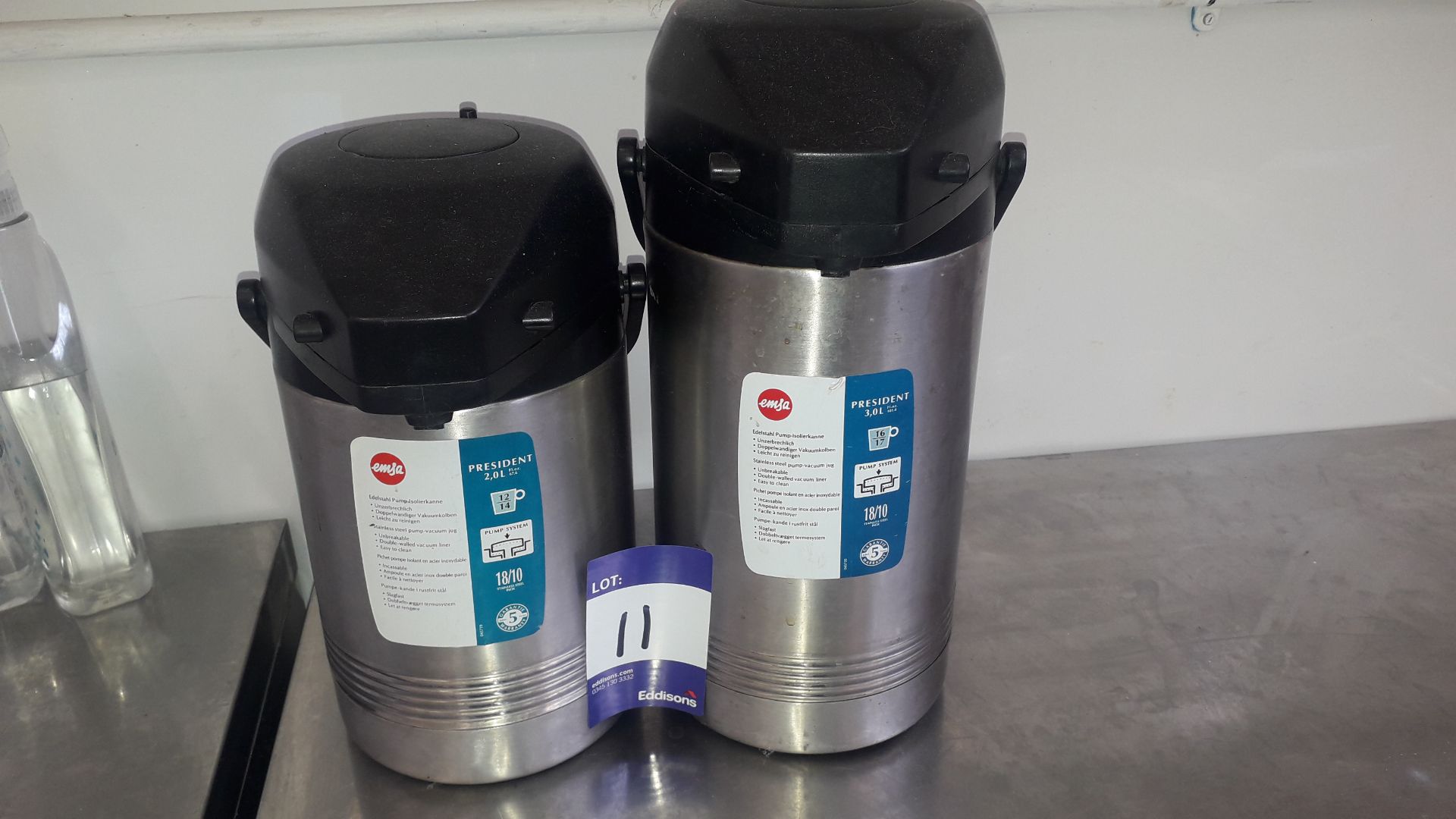 2 x Esma President Stainless Steel Hot & Cold Pump Flasks