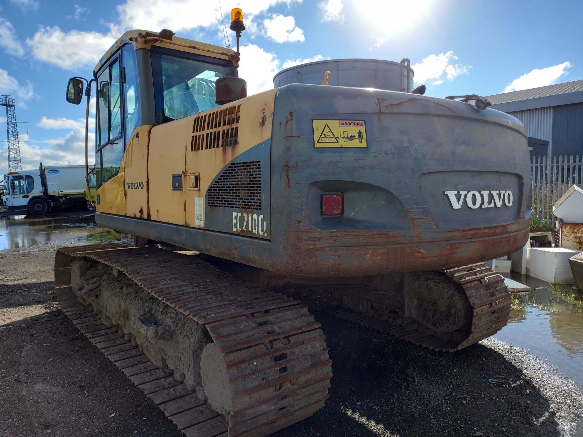 2008 Volvo EC210 CL Crawler Excavator - Image 6 of 19