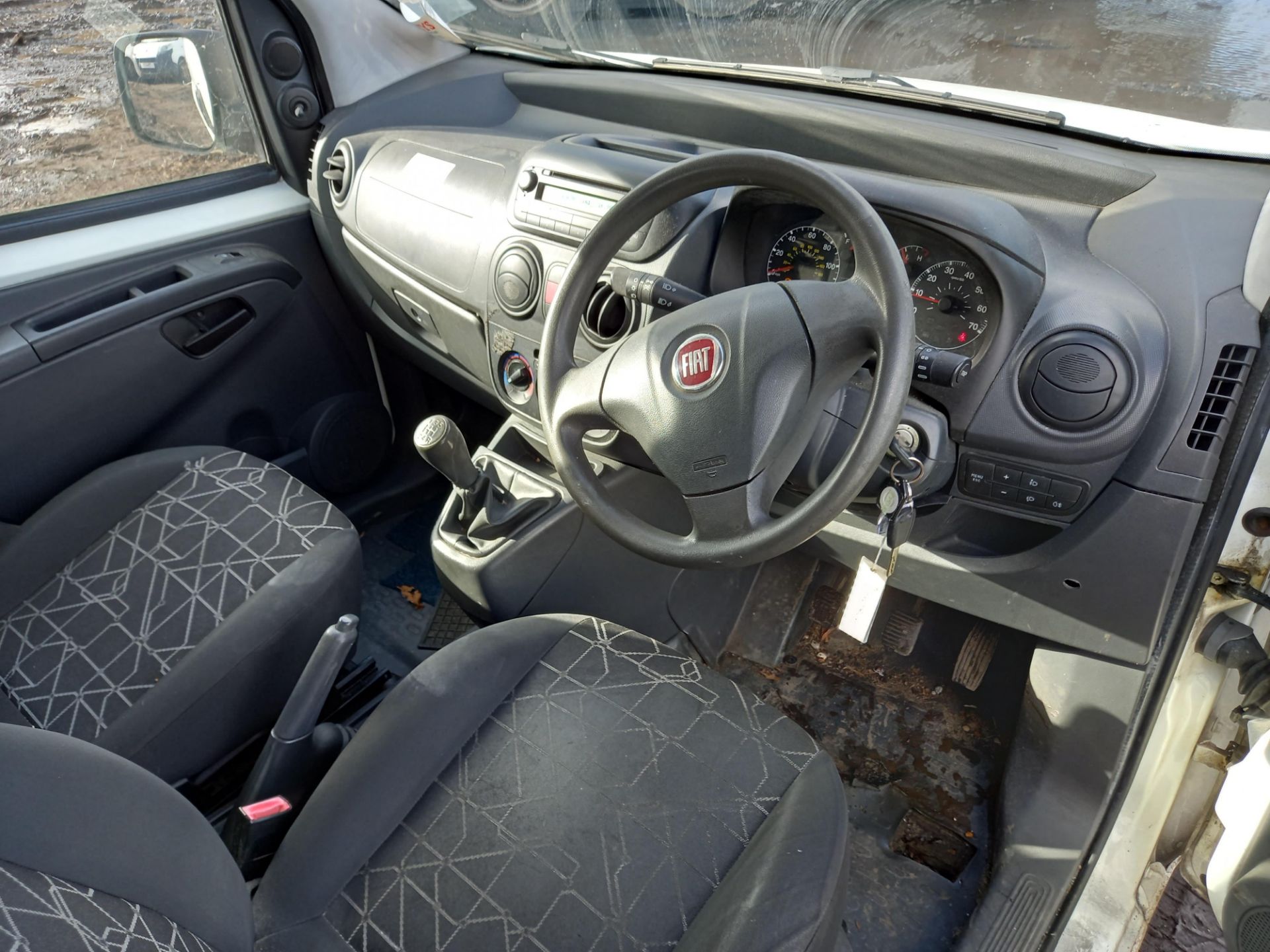 2010 Fiat Fiorino Cargo Base 1.3 MJET Panel Van - Image 7 of 8