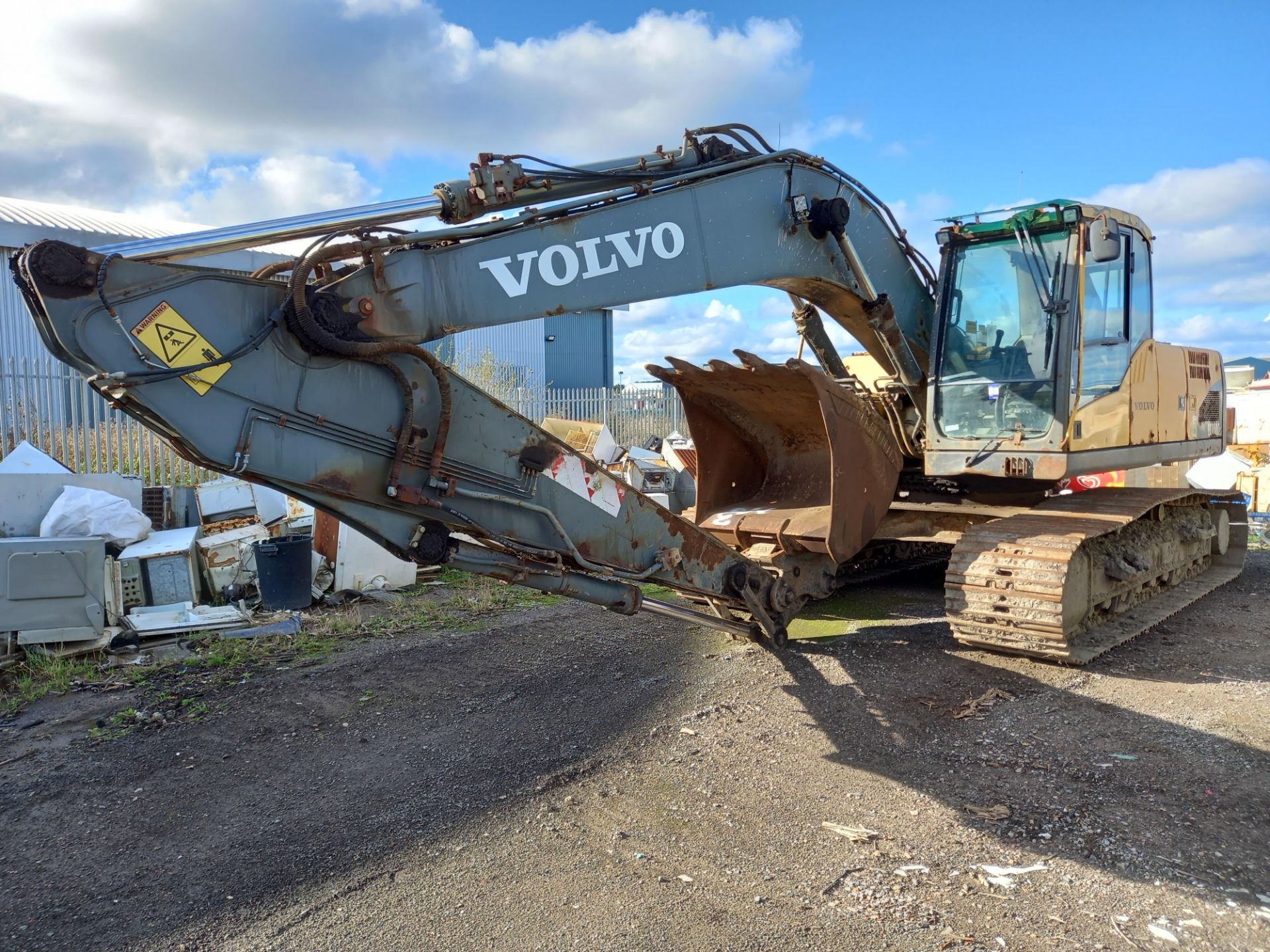 2008 Volvo EC210 CL Crawler Excavator - Image 2 of 19