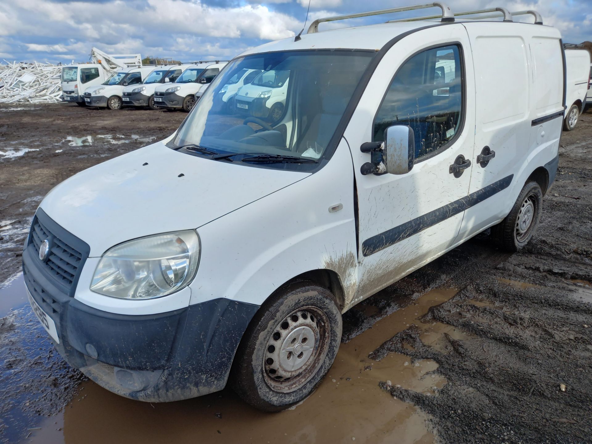 2005 Fiat Doblo Cargo 1.3 MJET Diesel Panel Van - Image 4 of 8