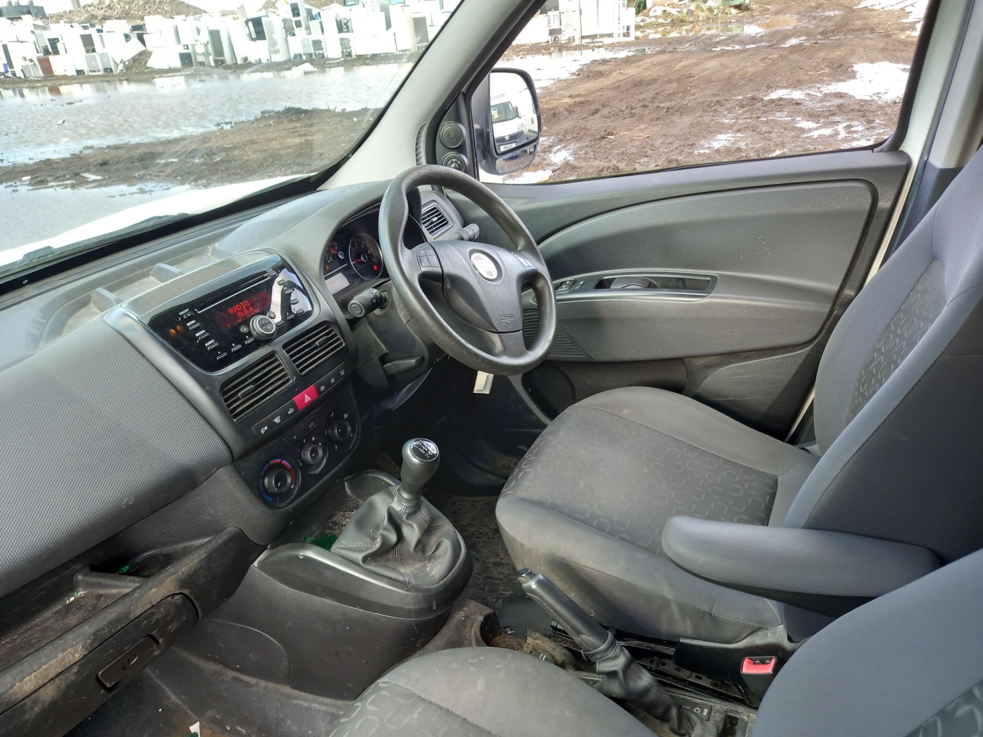 2015 Fiat Cargo MJET SX Diesel Panel Van. - Image 6 of 8