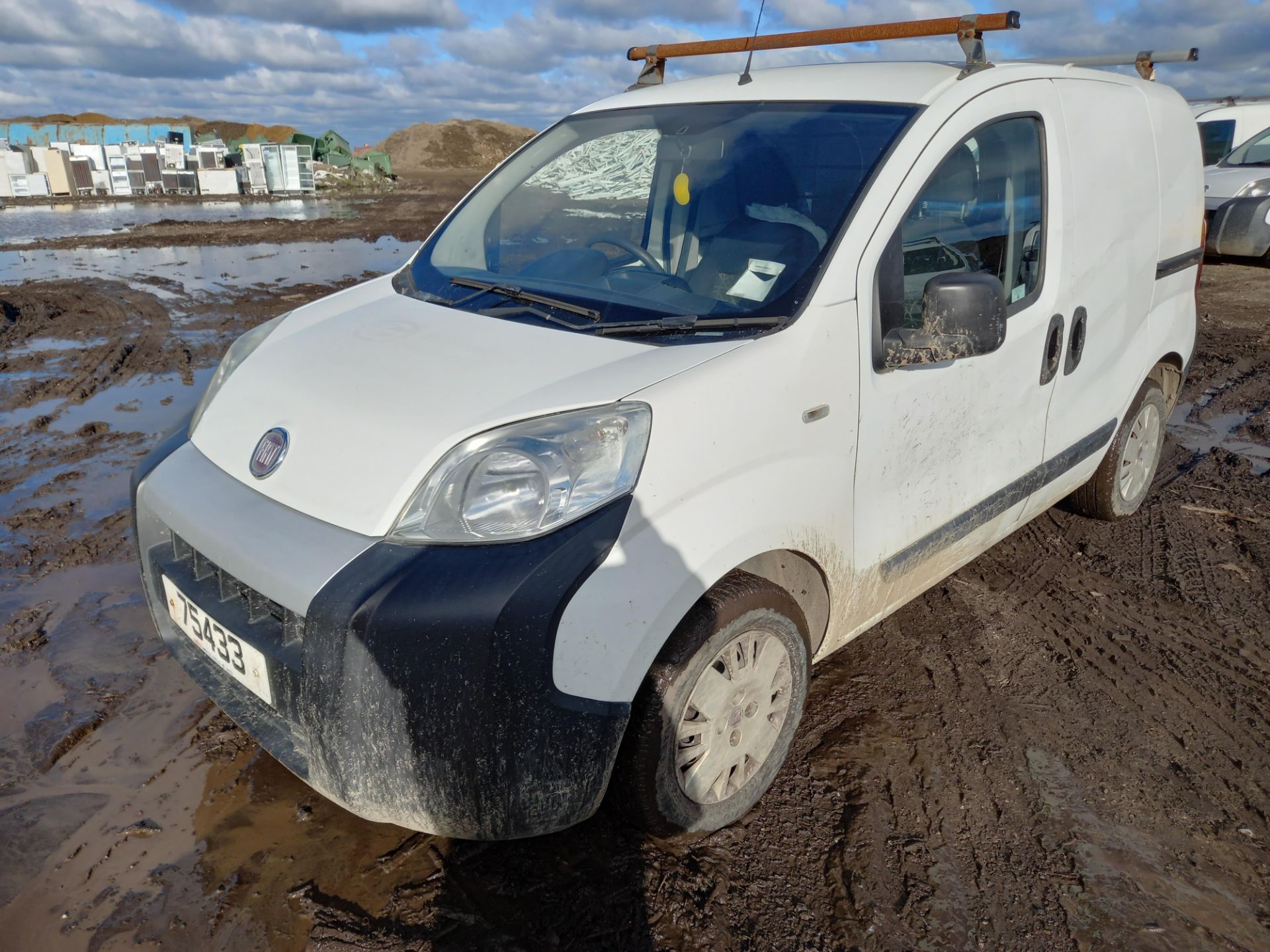 2010 Fiat Fiorino Cargo Diesel Panel Van - Image 4 of 8