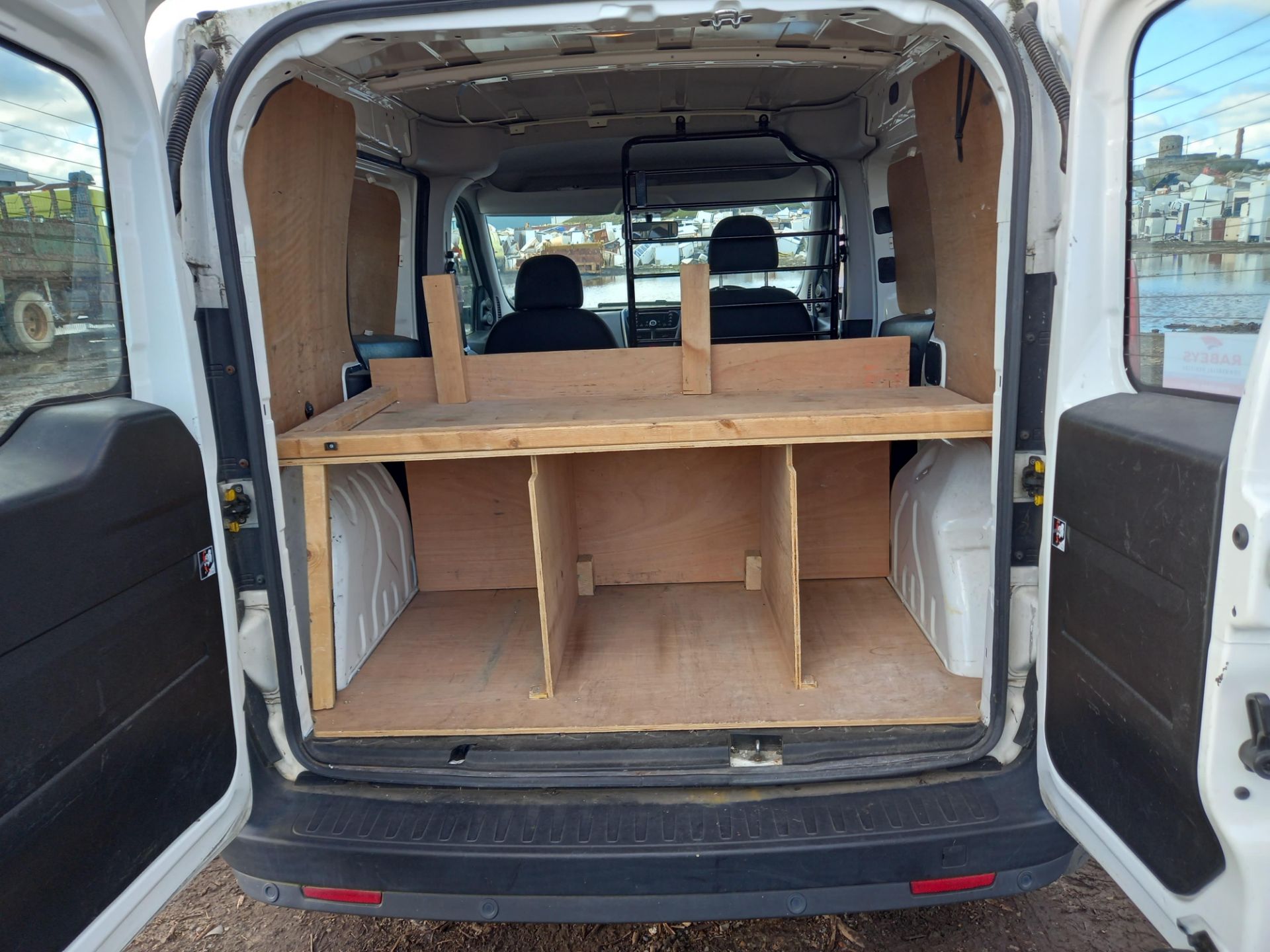 2015 Fiat Cargo MJET SX Diesel Panel Van - Image 5 of 8