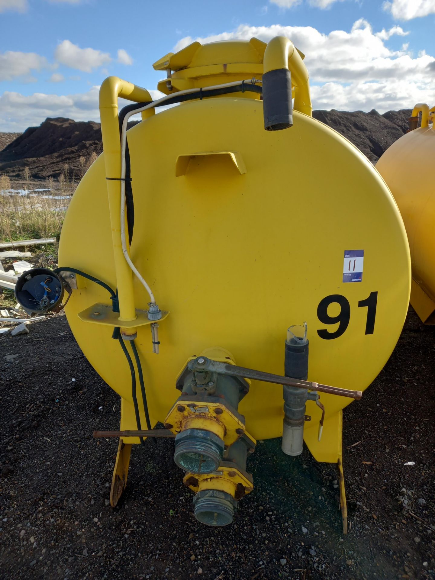 Allan Fuller 800 Gallon Stainless Steel Tank - Image 3 of 3