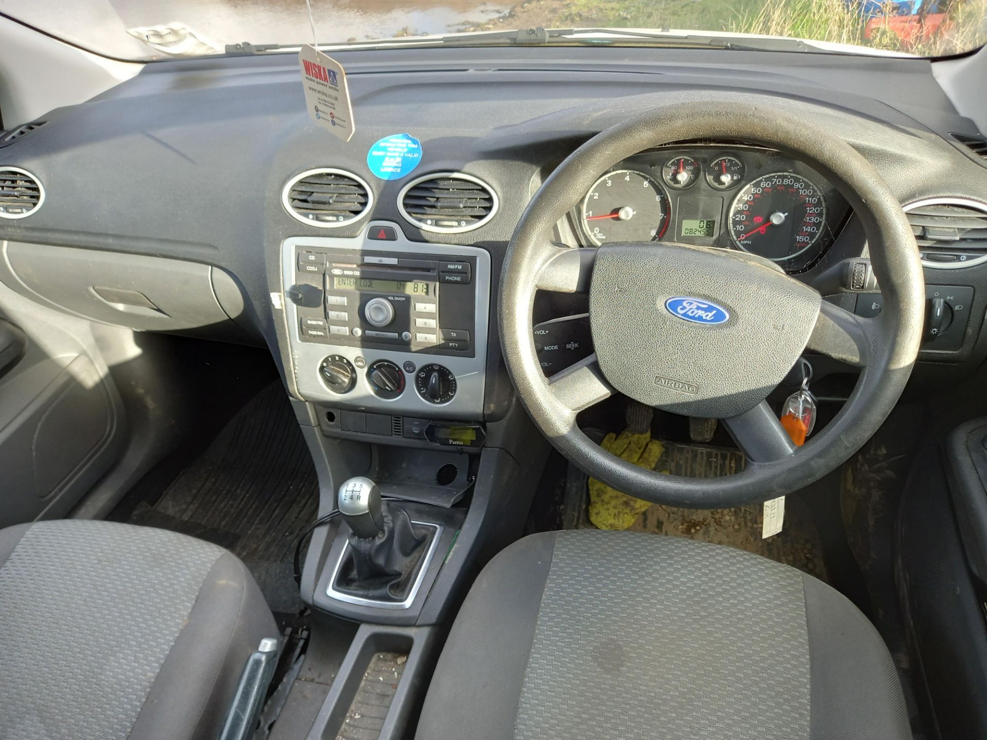 2005 Ford Focus LX Estate Car - Image 6 of 9