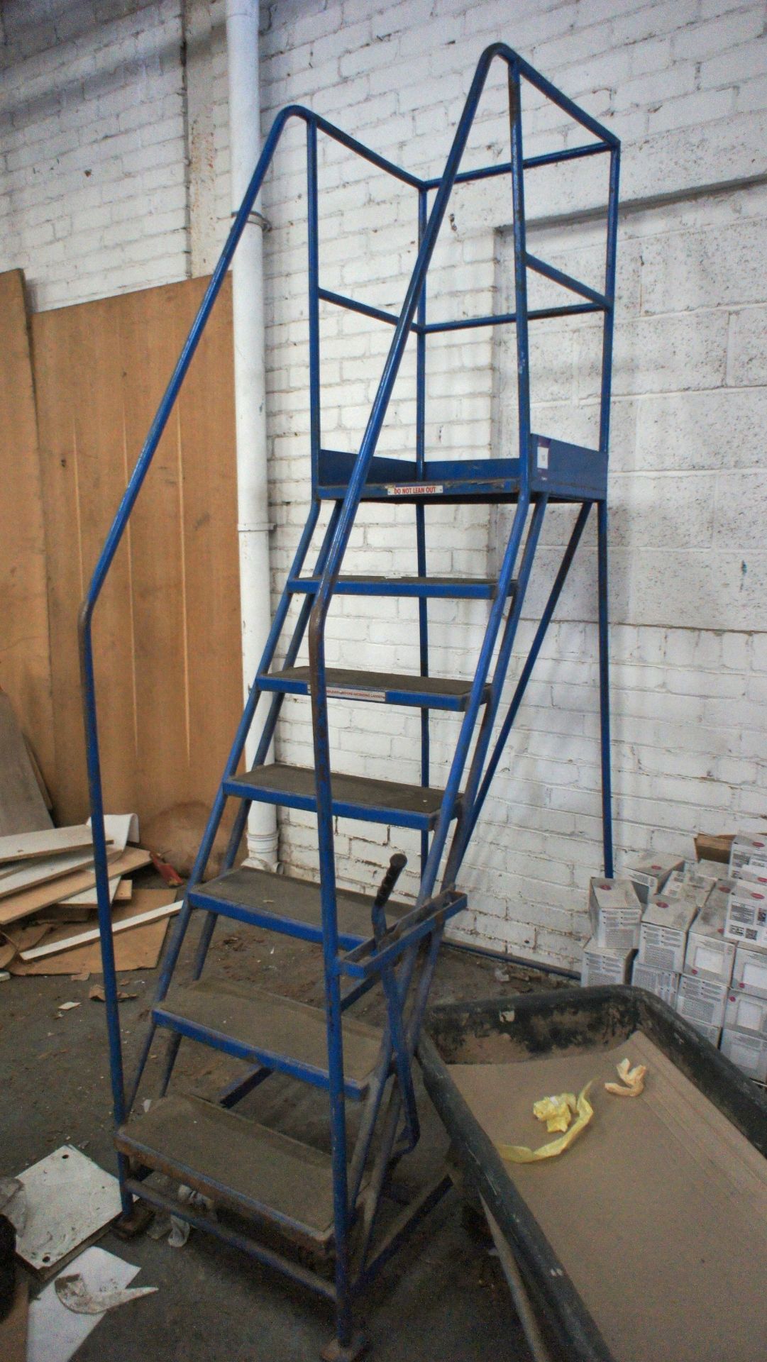 Steel Mobile Warehouse Steps, 7 Tread