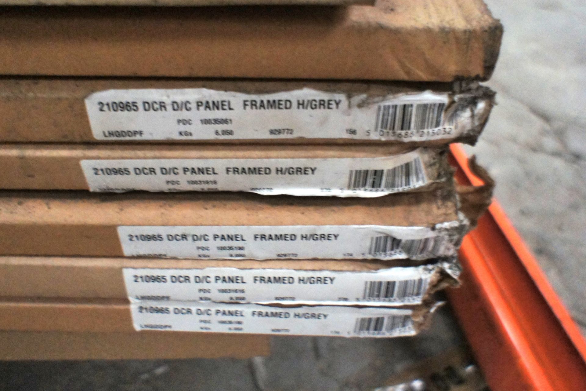 Quantity of Various Kitchen Doors & Panels to Pallet - Image 3 of 4