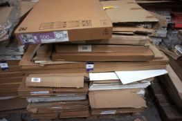 Quantity of Various Kitchen Units & Doors to Pallet