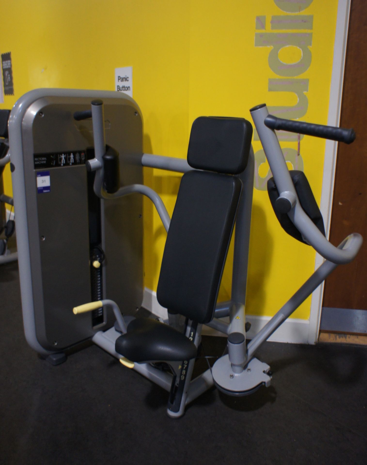 Technogym Pectoral Machine - Image 2 of 4