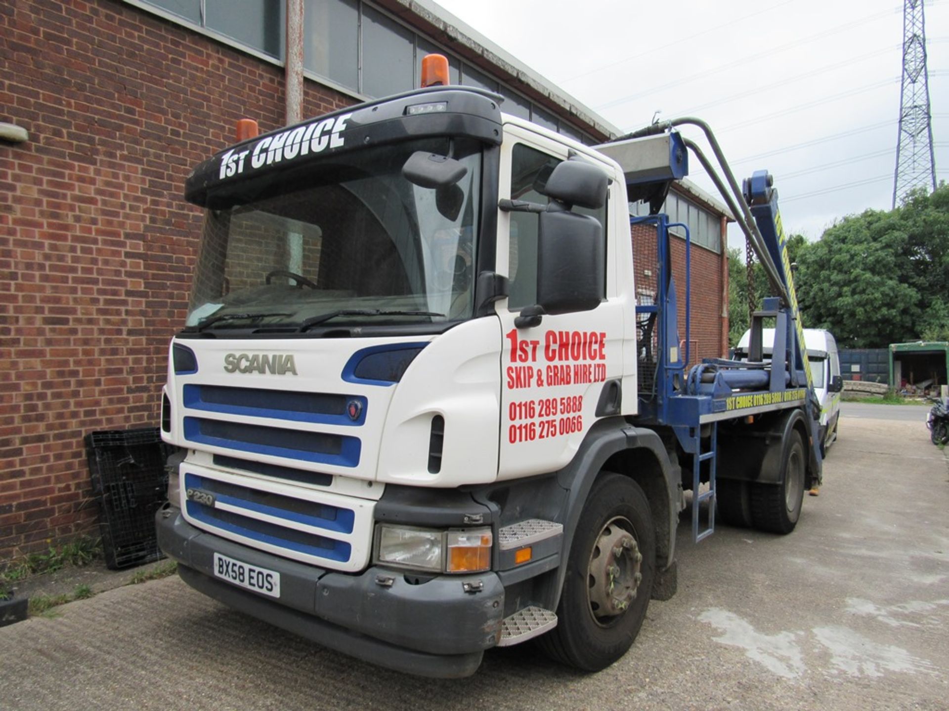 Scania P230 4x2 skip loader, Reg: BX58 EOS, Mileage: 544,997 kms, MOT: 30 September 2021 DOR: 5 - Image 16 of 16