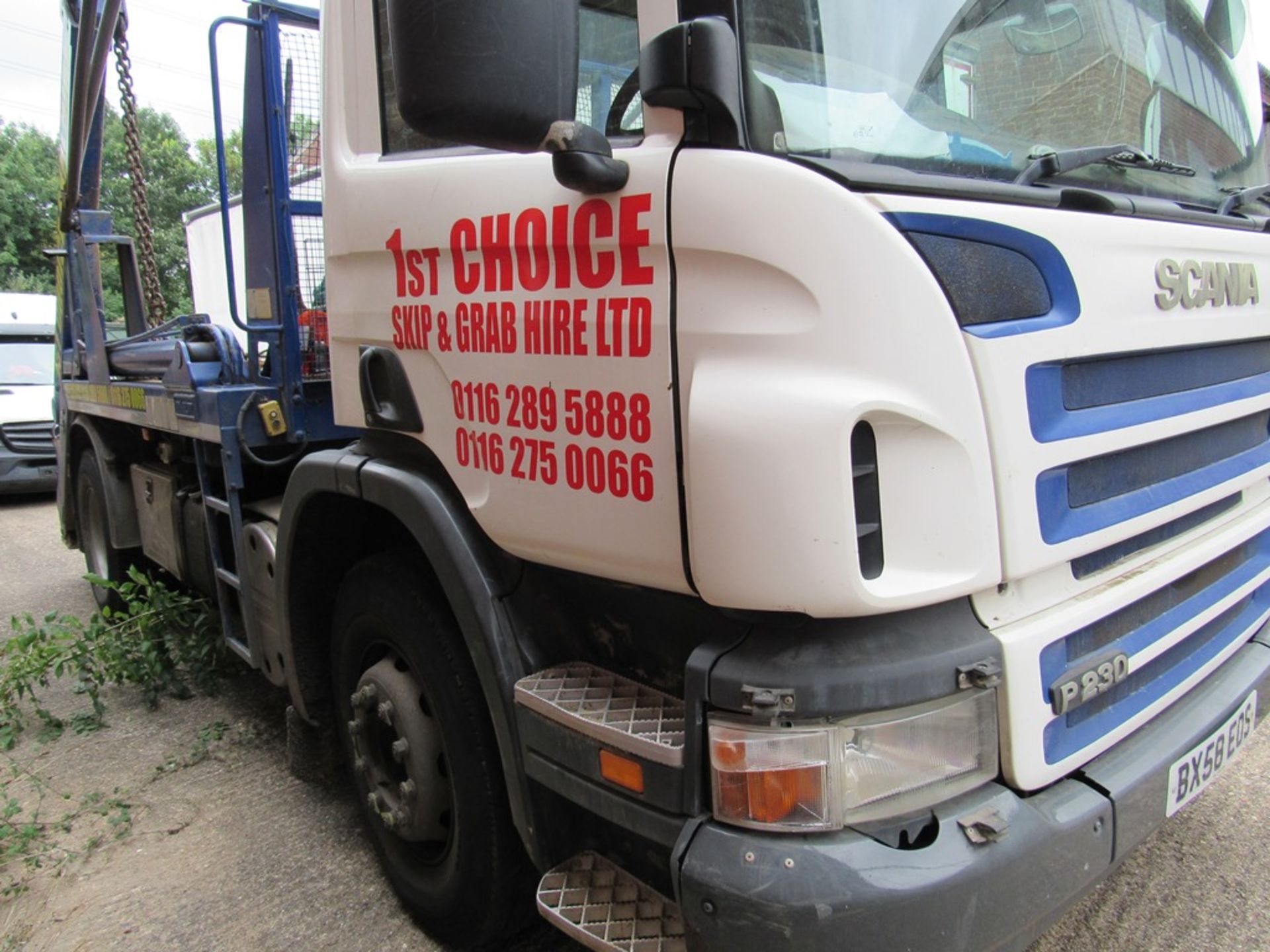 Scania P230 4x2 skip loader, Reg: BX58 EOS, Mileage: 544,997 kms, MOT: 30 September 2021 DOR: 5 - Image 2 of 16