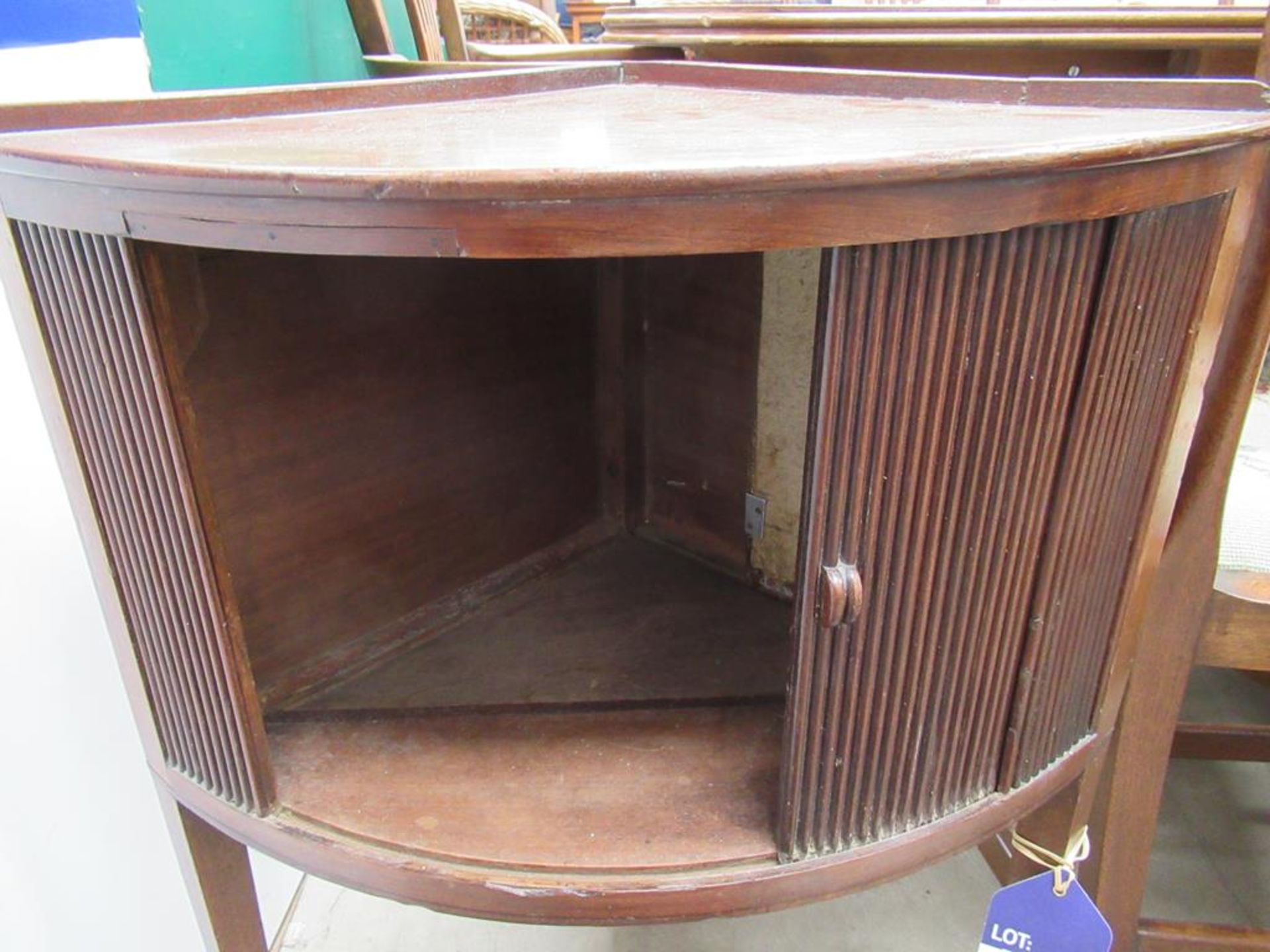 A Small Tambour Fronted Cabinet - Image 3 of 3